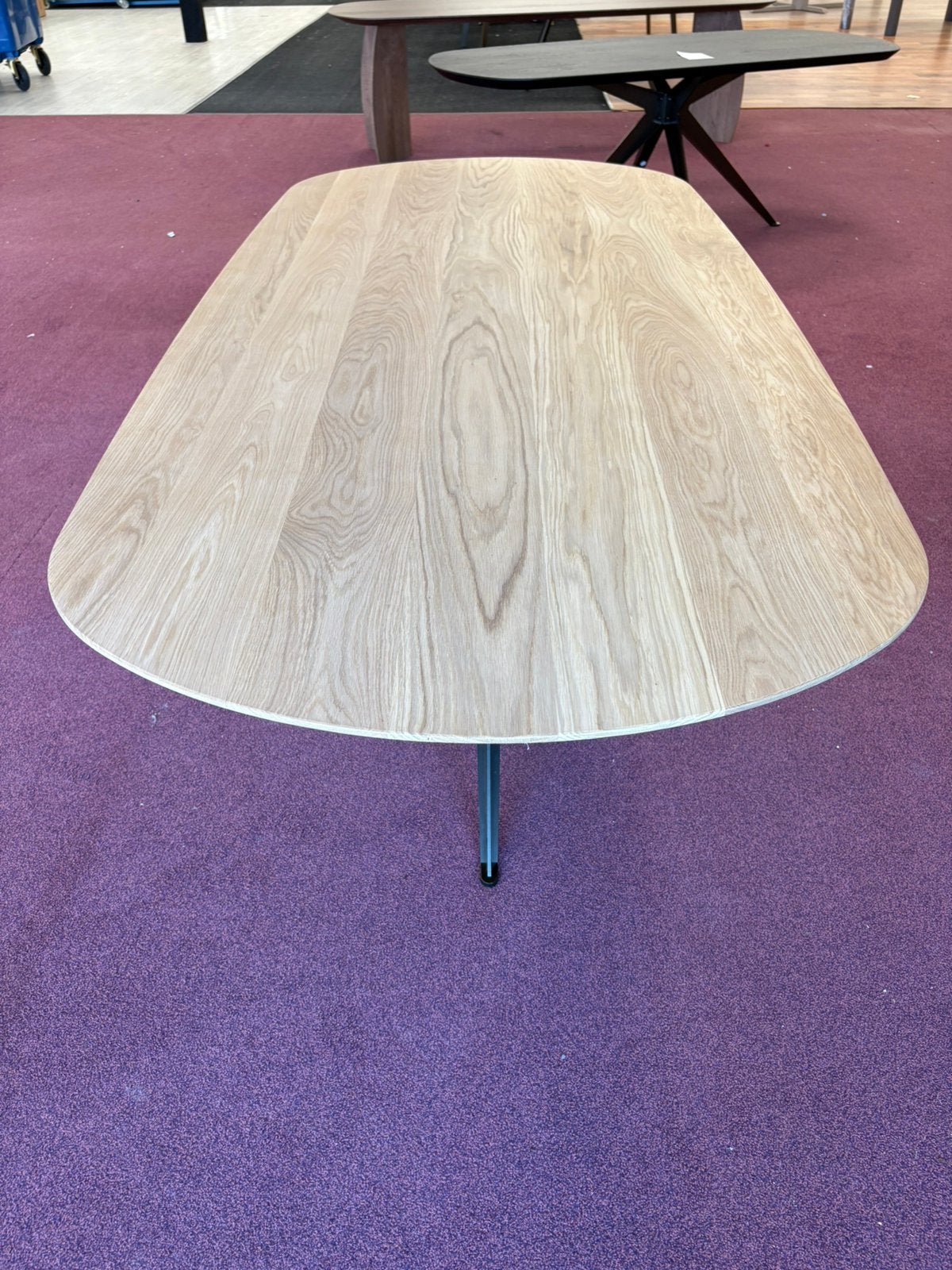 Dyyk eetkamertafel Stelvio, Ophalen, 200 cm of meer, 50 tot 100 cm, Zo goed als nieuw