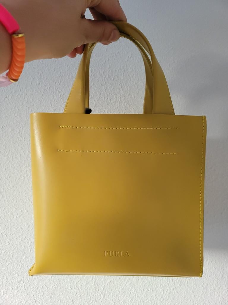 FURLA Tas, Sieraden, Tassen en Uiterlijk, Tassen | Damestassen, Ophalen of Verzenden, Zo goed als nieuw, Geel, Handtas