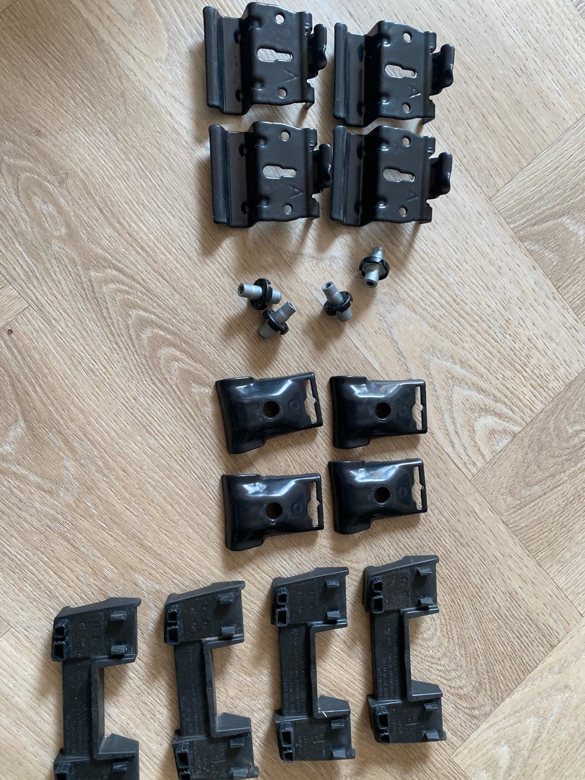 Thule kit voor dakdragers. Thule wingbar edge bmw., Ophalen of Verzenden, Zo goed als nieuw