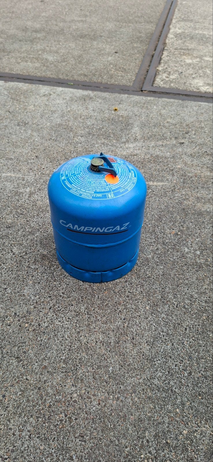 Campingaz gasfles, Ophalen