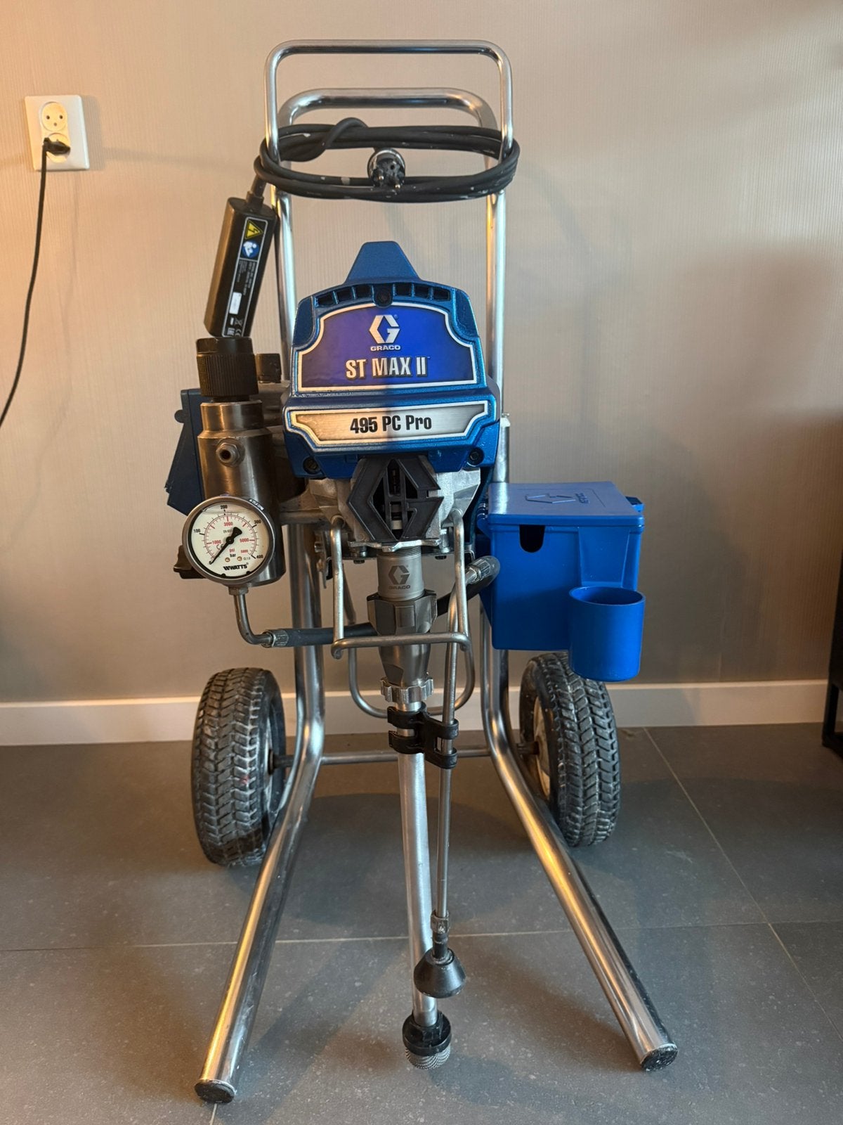 Graco 495 PC Pro airless verfpomp spuitklaar., Ophalen, Zo goed als nieuw, Verfspuit of Verfpomp