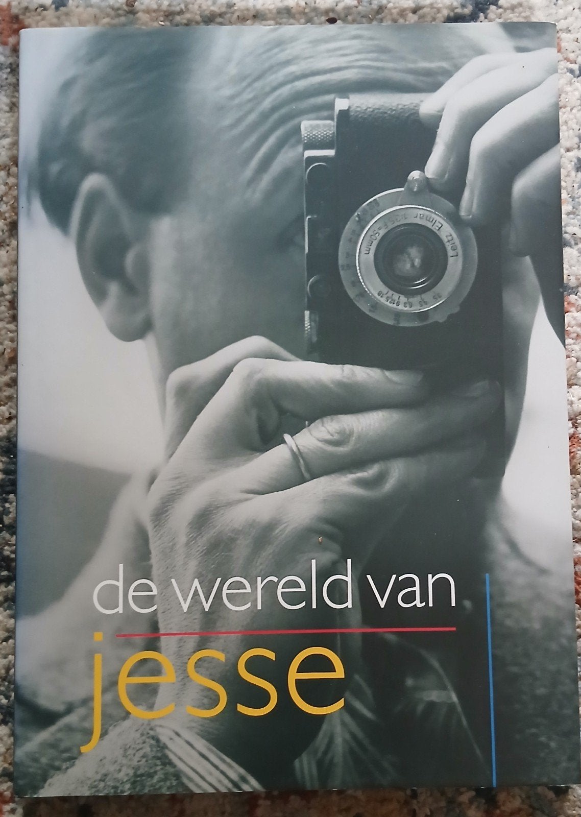 De wereld van Jesse (fotografie Ameide - Tienhoven), Ophalen of Verzenden, Gelezen