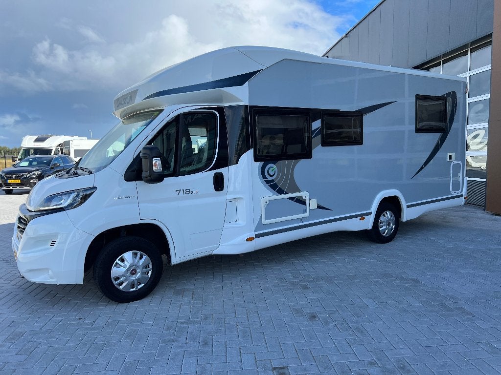 Chausson Camper 718LXB Titanium met Queensbed, Ringverwarming, Fiat, Chausson, Particulier