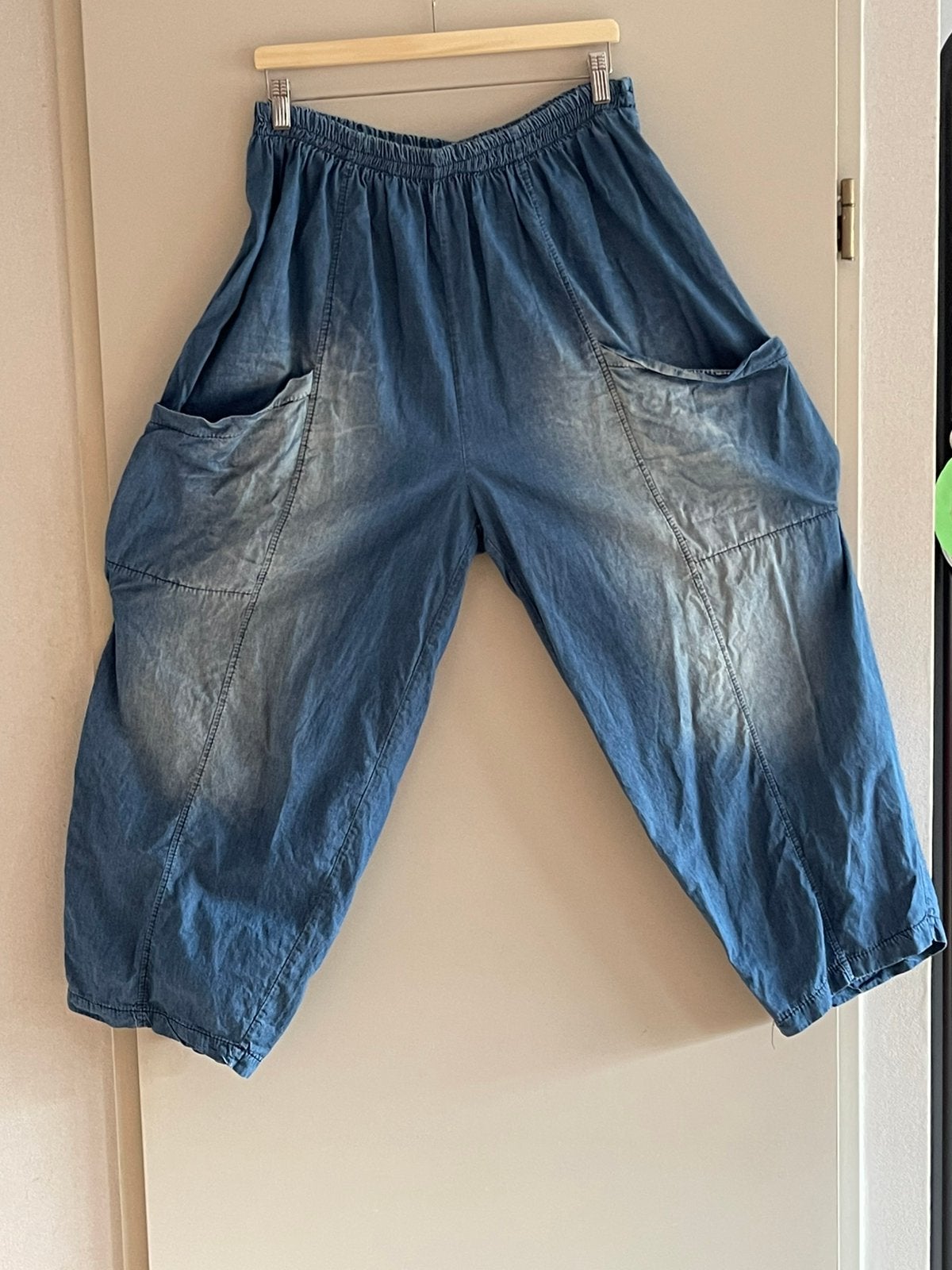 Peet: Nieuwe dunne ballon jeans tot maat 50, Kleding | Dames, Ophalen of Verzenden, Zo goed als nieuw, Broek of Spijkerbroek