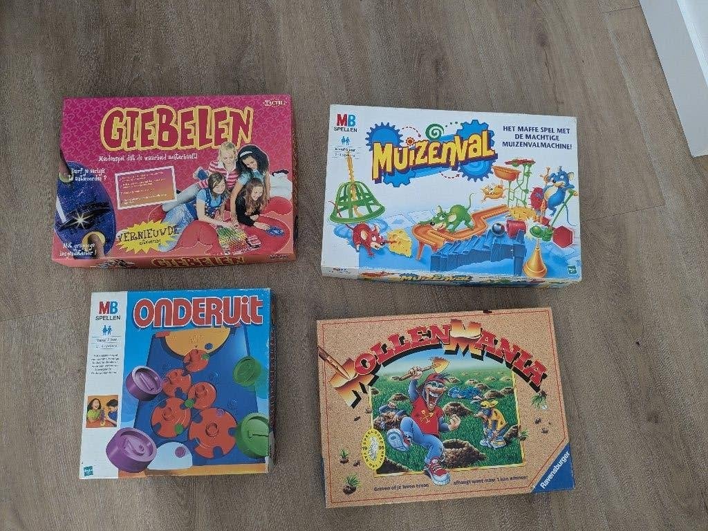 Gezelligheid spellen diversen voor groot en klein, Ophalen of Verzenden, Gebruikt