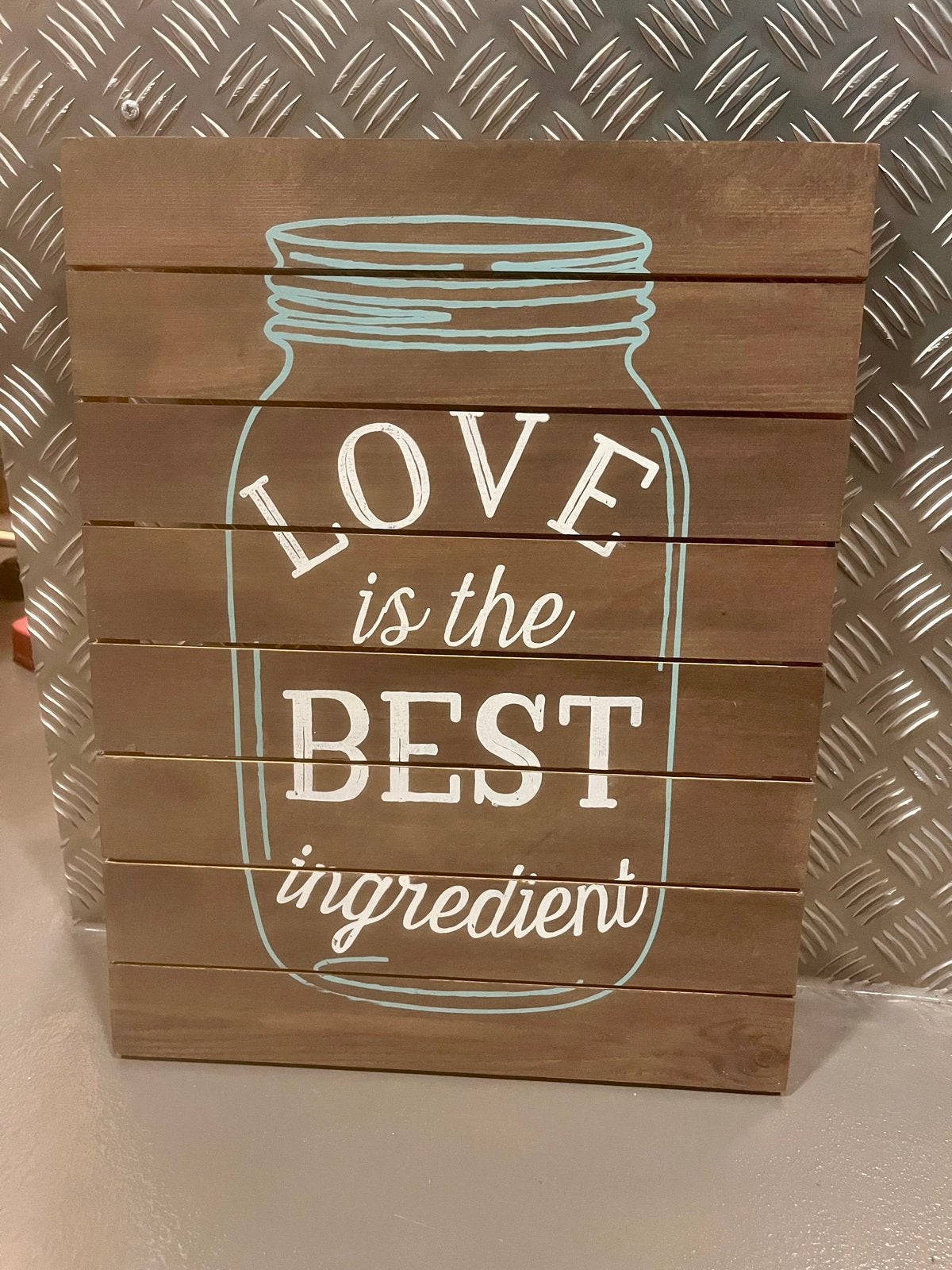 Rustiek wandbord 'Love is the best ingredient' weckpot, Ophalen, Hout, Meerkleurig, Nieuw