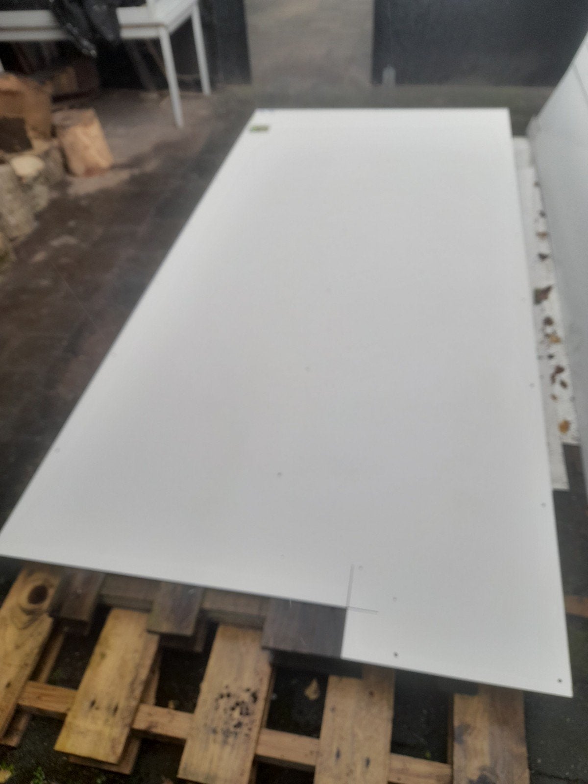 wit satin trespa ongeveer ral 9010   15euro pm2, Doe-het-zelf en Verbouw, Ophalen of Verzenden, Zo goed als nieuw, HPL, Minder dan 20 mm
