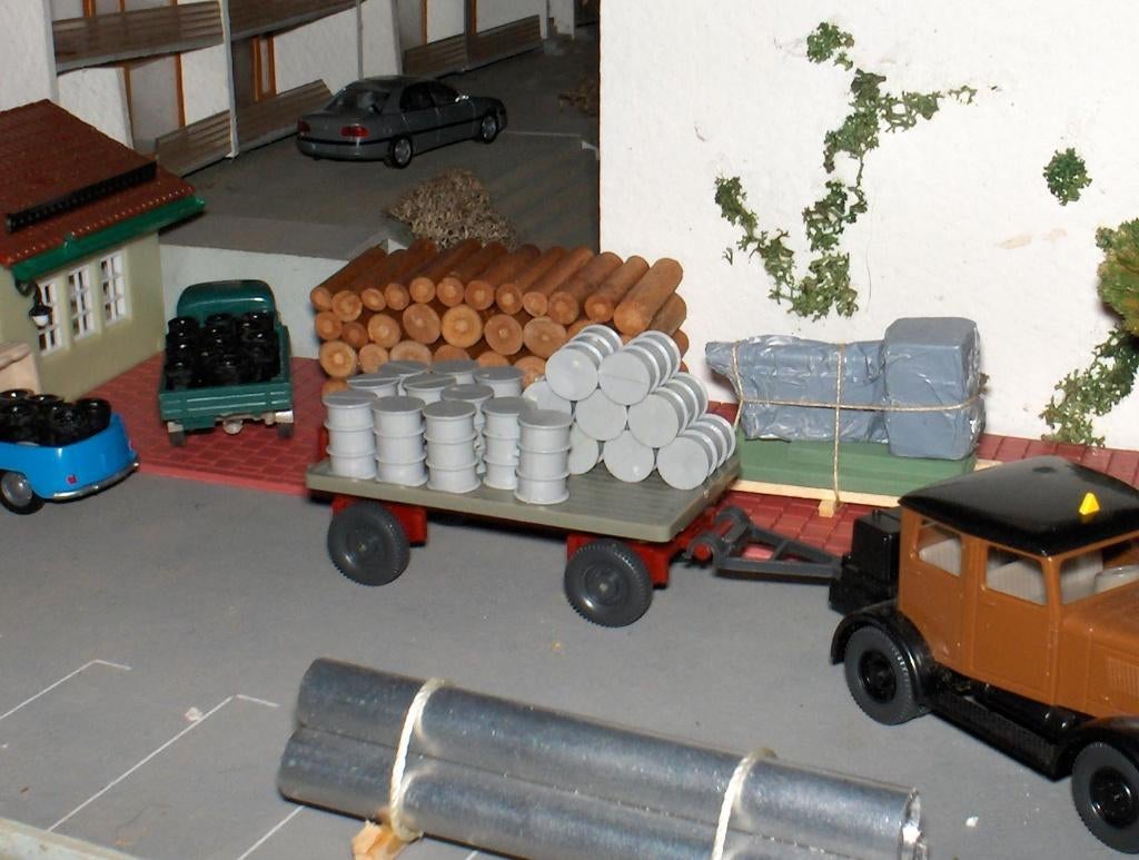 20 stuks benzinevaten olievaten - lading / laadgoed / vracht, Hobby en Vrije tijd, Modeltreinen | H0, Wisselstroom, Overige typen