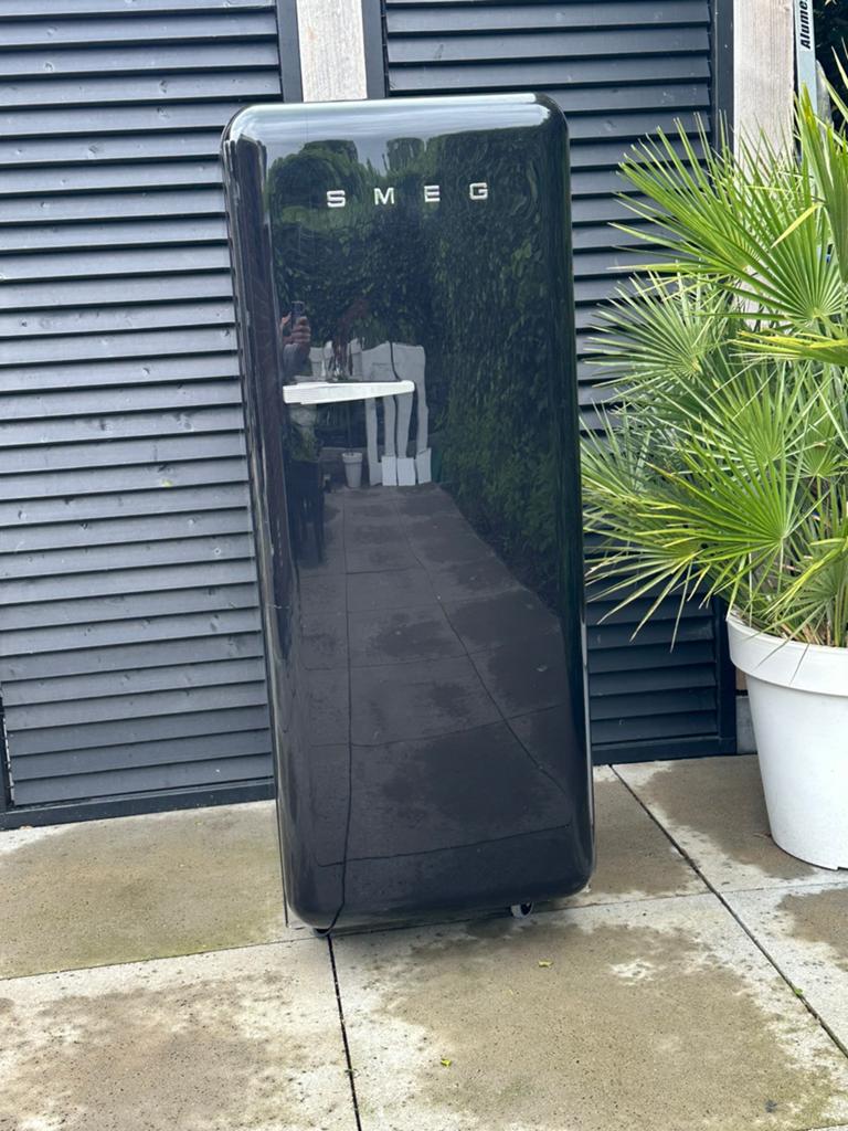 Smeg koelkast - gratis - slechte staat - opknapper, Witgoed en Apparatuur, Ophalen, Gebruikt, 200 liter of meer, 160 cm of meer