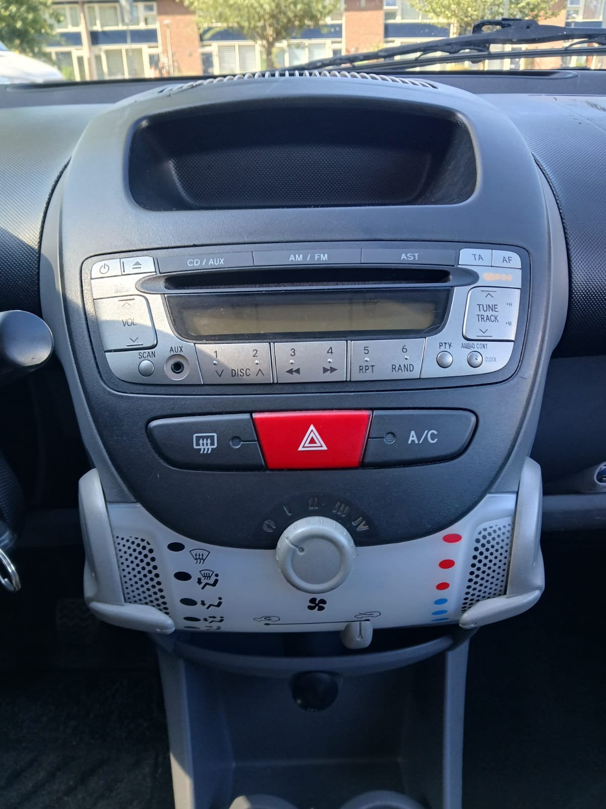Peugeot 107 | 2011 | 5 DEURS | AİRCO | E-RAMEN | NİEUW APK |, Auto's, Voorwielaandrijving, 4 stoelen, Origineel Nederlands, Handgeschakeld