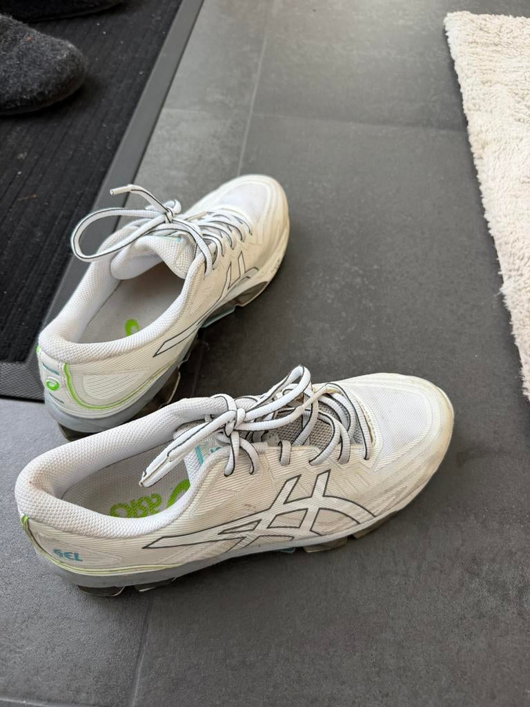 Asics schoenen, Blauw, Sportschoenen, Ophalen of Verzenden, Zo goed als nieuw