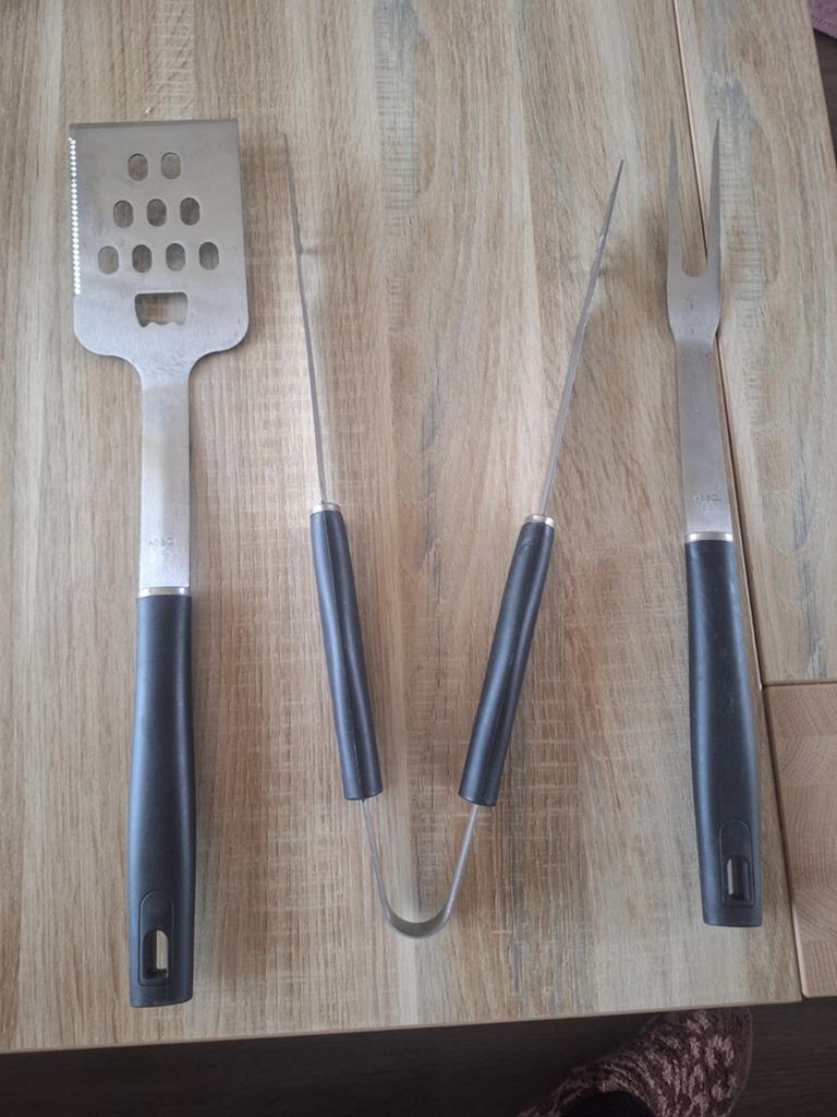 3-delige barbeque set (spatel, tang en vleesvork), Ophalen of Verzenden, Gebruikt