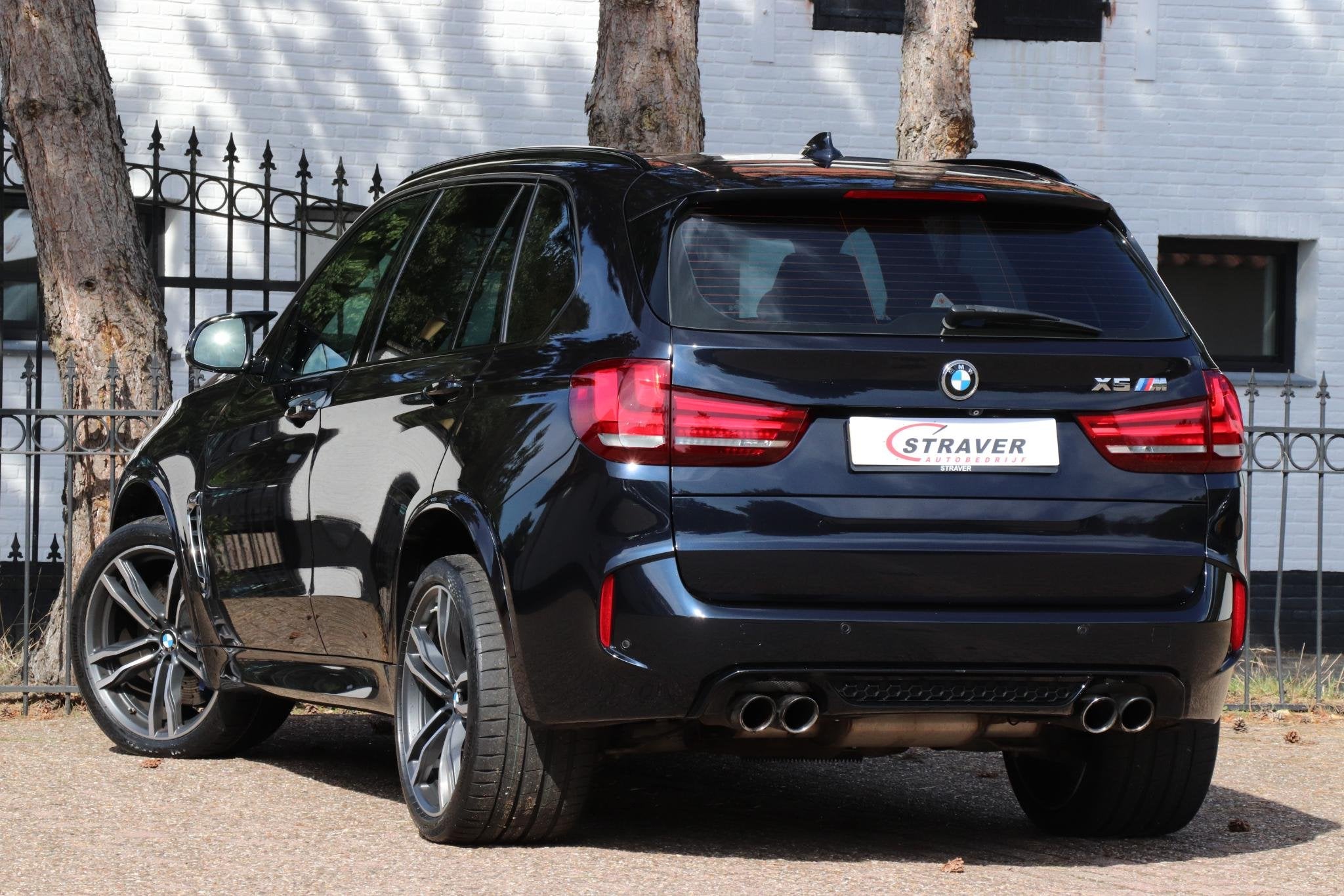 BMW X5 M |Carbon interieur |Harman/Kardon |Head-up |Surround, Dealer onderhouden, Gebruikt, 4395 cc, Zwart