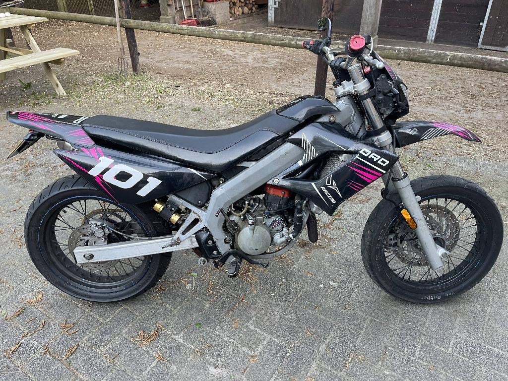 brommers derbi senda sm, Fietsen en Brommers, Ophalen, 6 versnellingen, Gebruikt, Maximaal 45 km/u