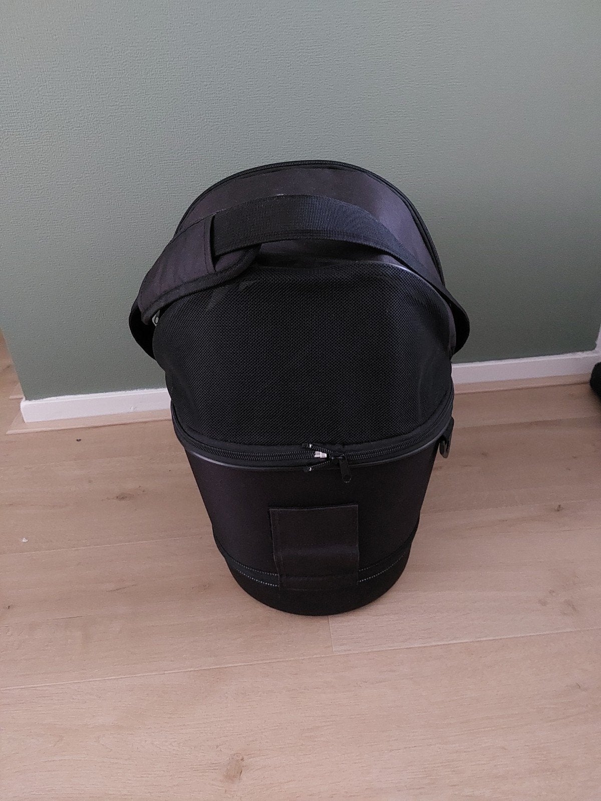 (Vervoers)mandje/reismandje voor de hond, Ophalen, Zo goed als nieuw, Minder dan 75 cm, Minder dan 65 cm