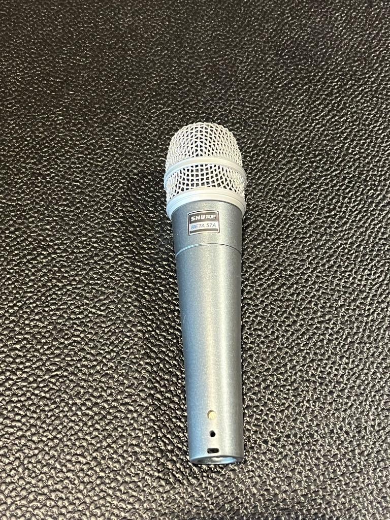 shure beta57a, Muziek en Instrumenten, Microfoons, Shure, Ophalen of Verzenden, Zo goed als nieuw, Instrumentmicrofoon