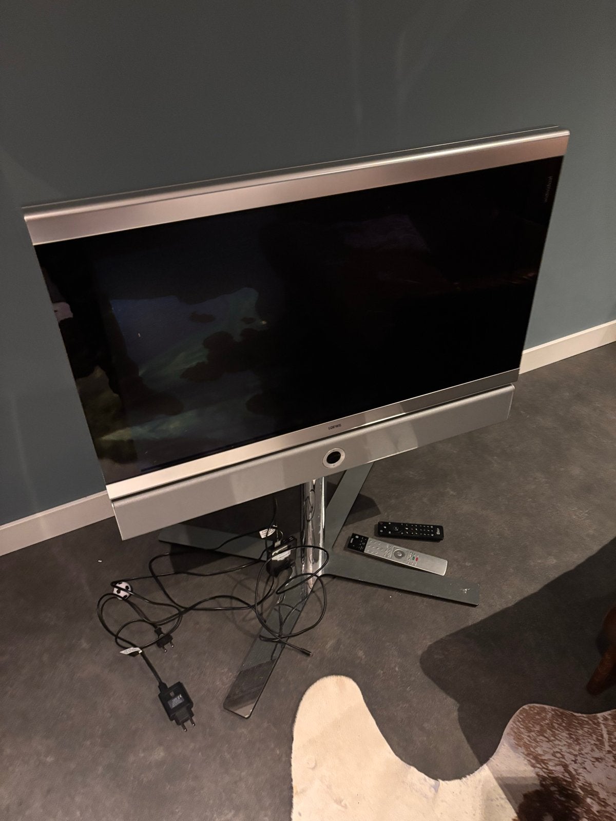 Loewe Individual 32 LCD TV - Goede staat, Audio, Tv en Foto, Televisies, Gebruikt, 50 Hz, 80 tot 100 cm, Ophalen