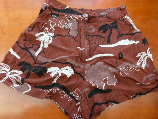 Korte broek short MONKI maat 36 S, Overige kleuren, Kort, Ophalen of Verzenden, Zo goed als nieuw