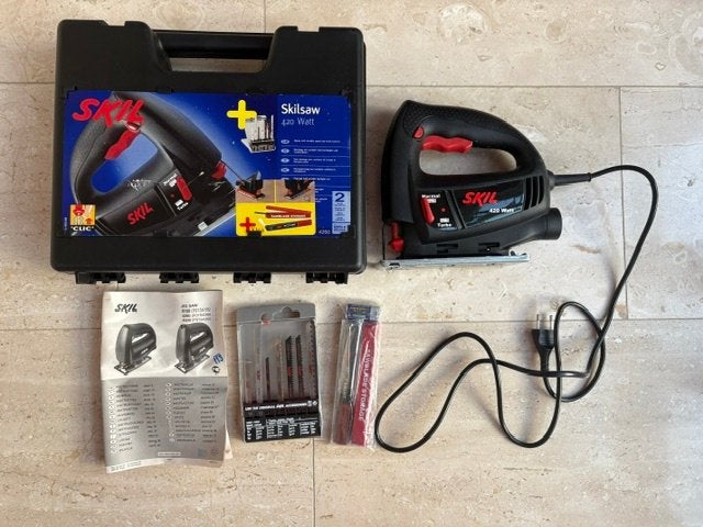 Decoupeerzaag Skil 4260 (Skilsaw), 420 Watt in opbergkoffer, Decoupeerzaag, Ophalen of Verzenden, Zo goed als nieuw, 30 tot 70 mm