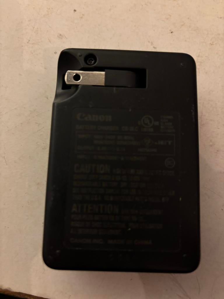Canon batterij en oplader, Ophalen of Verzenden, Zo goed als nieuw