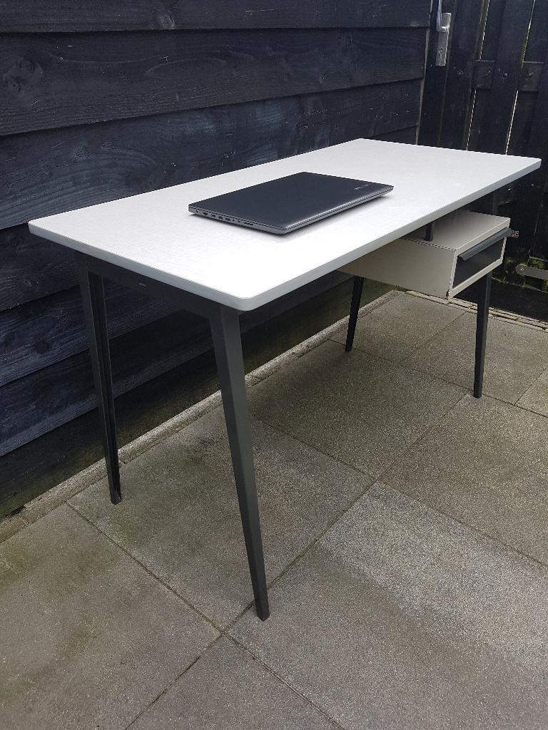 MARKO Dutch Design Bureau - Industrieel Vintage jaren 60-70, Huis en Inrichting, Bureaus, Ophalen, Gebruikt, 120 cm, Metaal