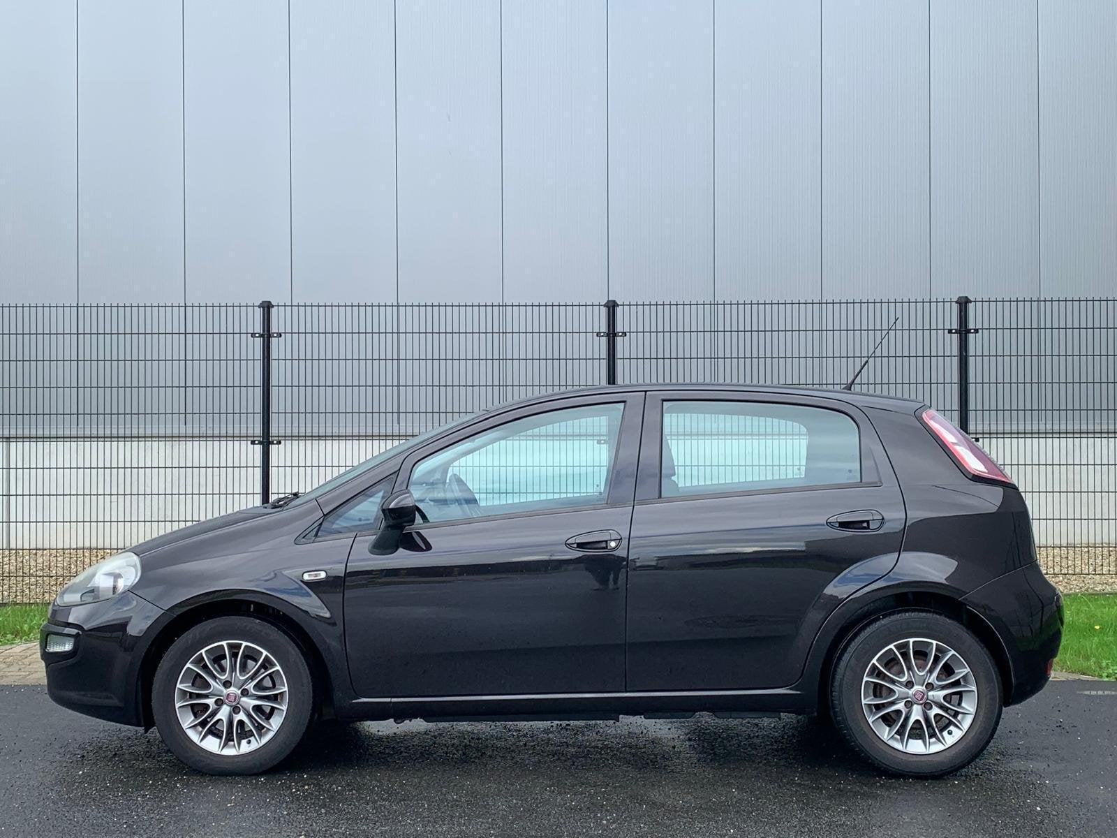 Fiat Punto Evo 1.3 M-Jet Easy|ORIGINEEL NEDERLANDS|AIRCO, Auto's, Voorwielaandrijving, Euro 5, Gebruikt, 4 cilinders