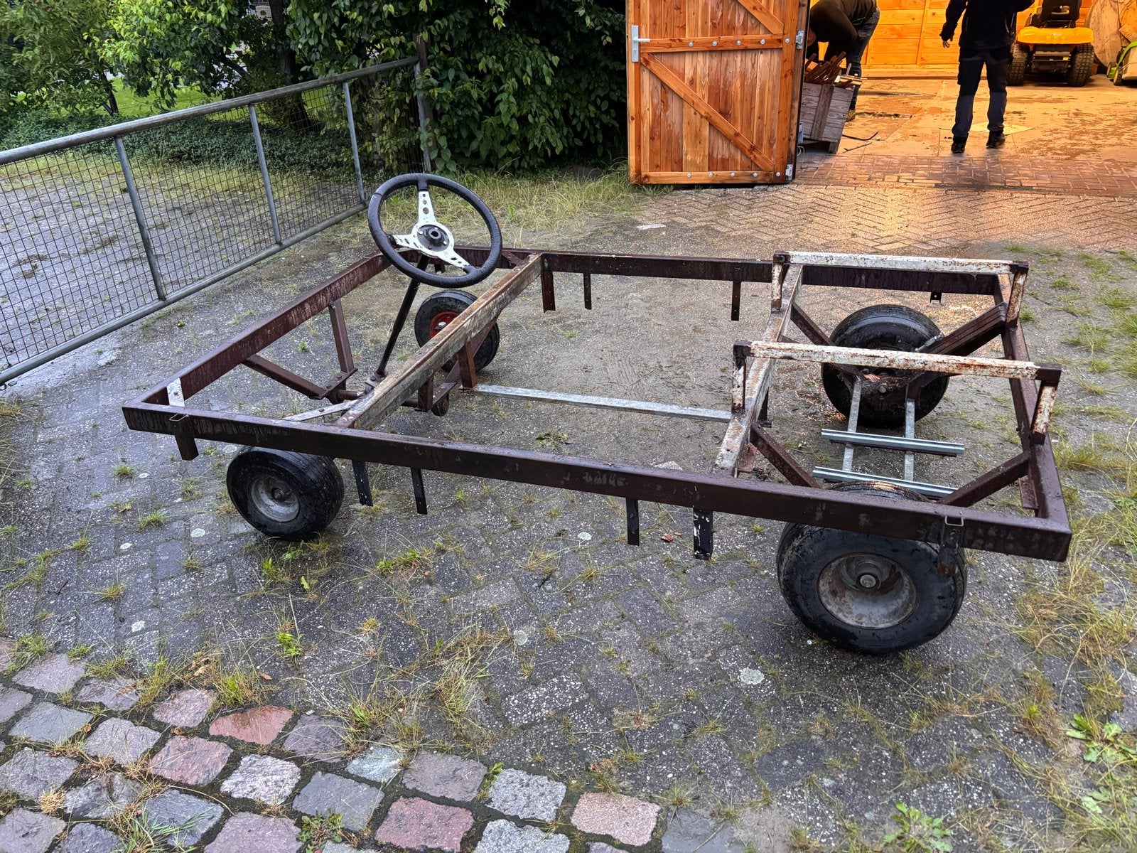 Stalen frame met stuurinrichting - Ideaal voor projecten, Ophalen, Gebruikt
