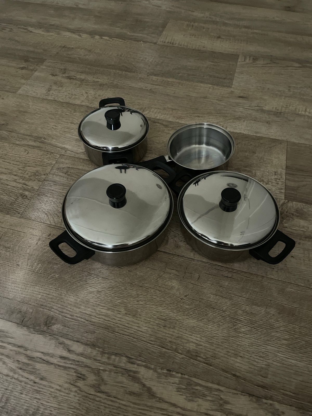 Pannenset RVS - 4-delig, Ophalen, Gebruikt, Met deksel, Pannenset