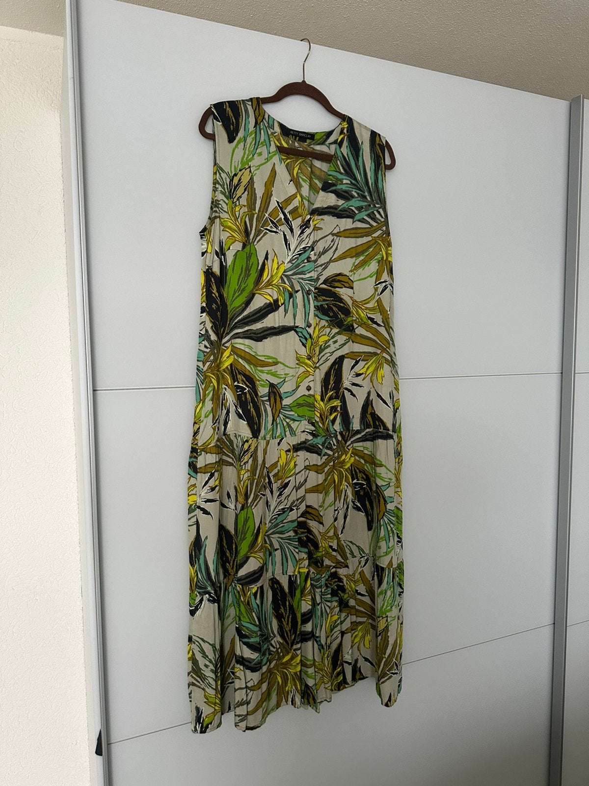 Betty Barclay maxi jurk met tropische print - Maat 42, Kleding | Dames, Maat 42/44 (L), Ophalen of Verzenden, Zo goed als nieuw