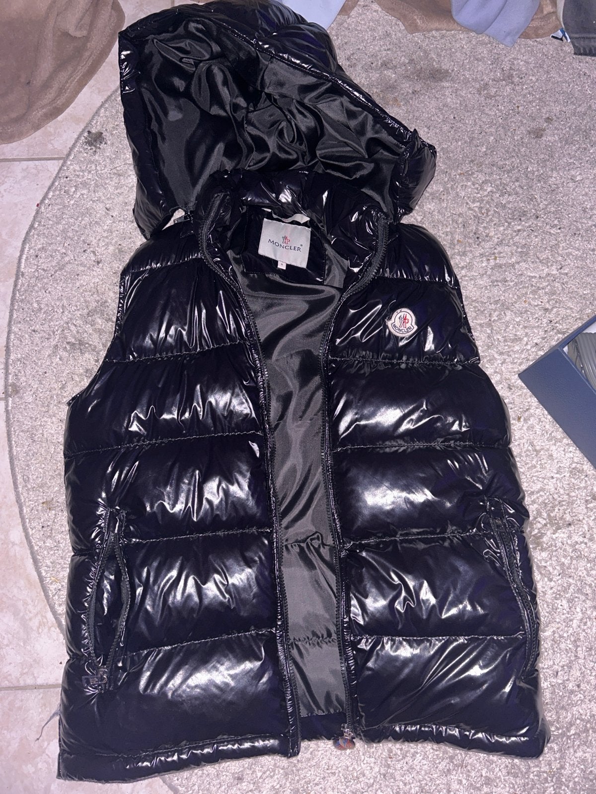 Moncler bodywarmer maat S - Zo goed als nieuw, Ophalen of Verzenden, Zo goed als nieuw, Maat 36 (S), Zwart
