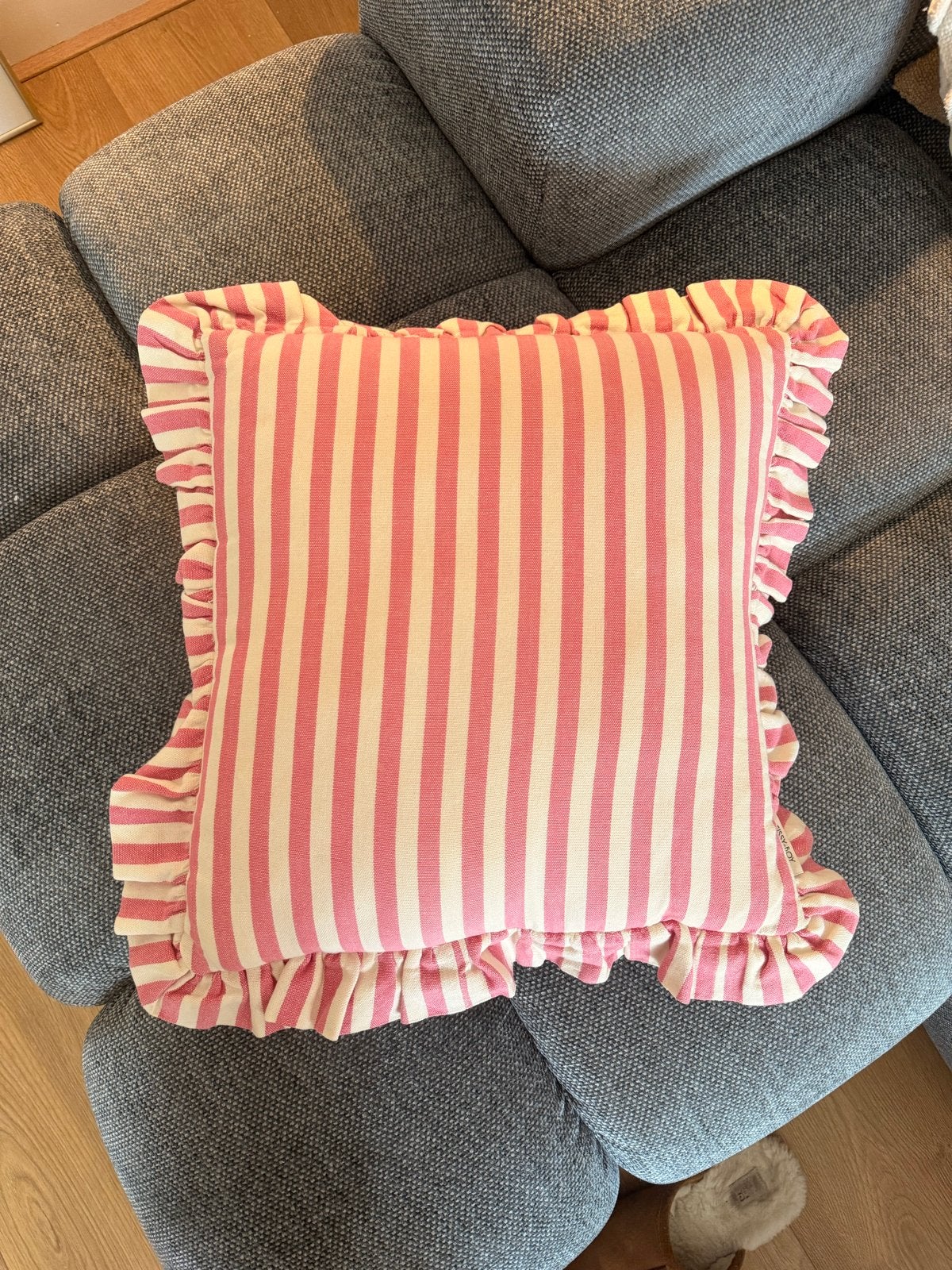 Sissy-Boy Sierkussen Roze/Wit Gestreept met Ruches, Ophalen, Overige merken, Vierkant, Zo goed als nieuw