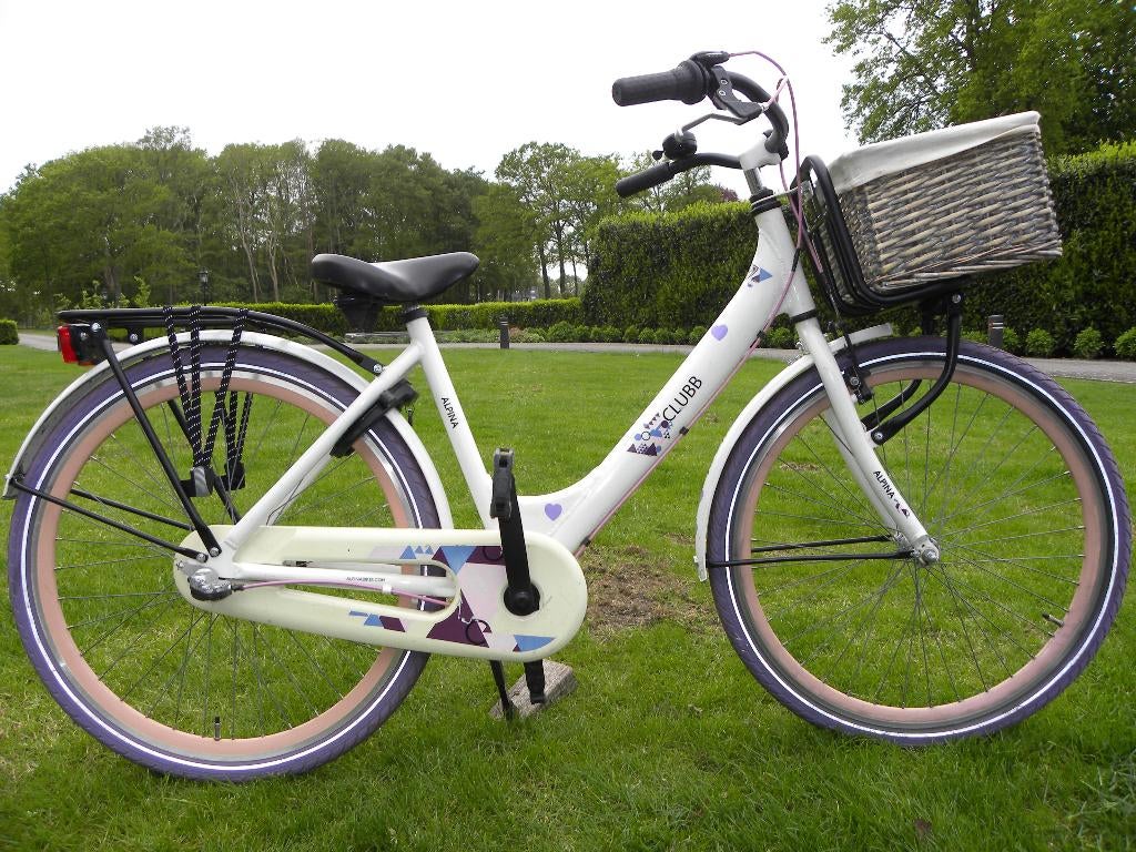 mooie 26'' alpina clubb 3 versnellingen, Fietsen en Brommers, Fietsen | Meisjes, Terugtraprem, Gebruikt, Alpina, Versnellingen