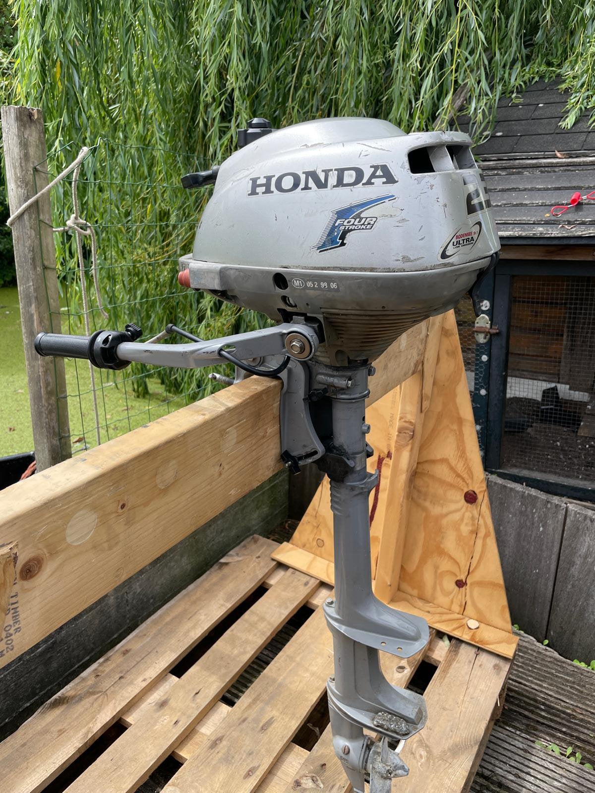 Honda 2,3pk 4 takt buitenboordmotor, Ophalen, Minder dan 5 pk, Zo goed als nieuw, Buitenboordmotor