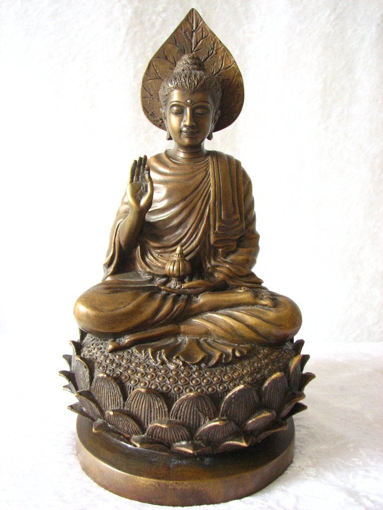 Prachtige Zware Bronzen Boedha zittend op een Lotus Bloem, Antiek en Kunst, Bruin, Verzenden, Overige herkomsten, Brons