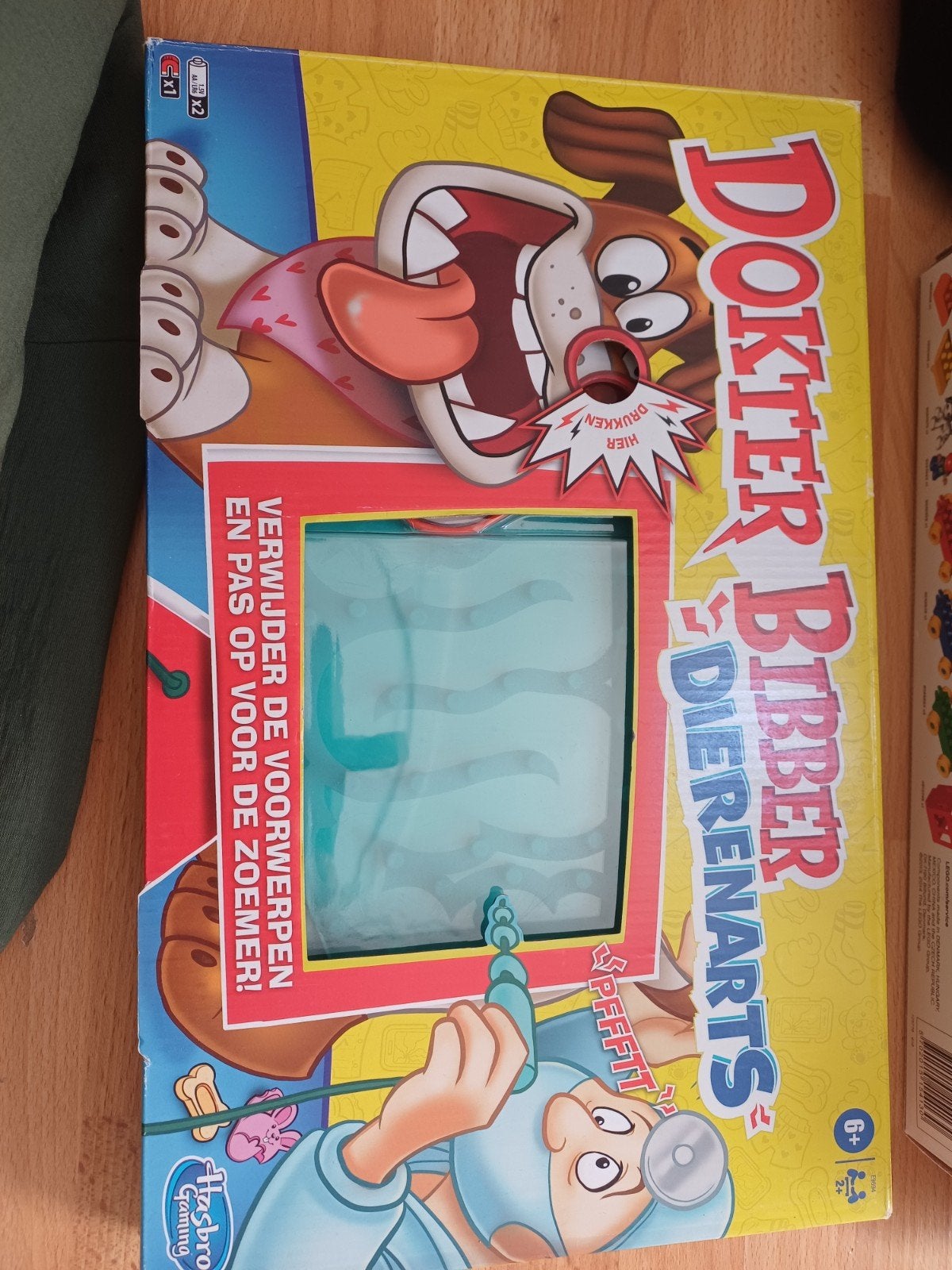 Dokter Bibber Dierenarts spel - Hasbro Gaming, Ophalen of Verzenden, Zo goed als nieuw, Jongen of Meisje