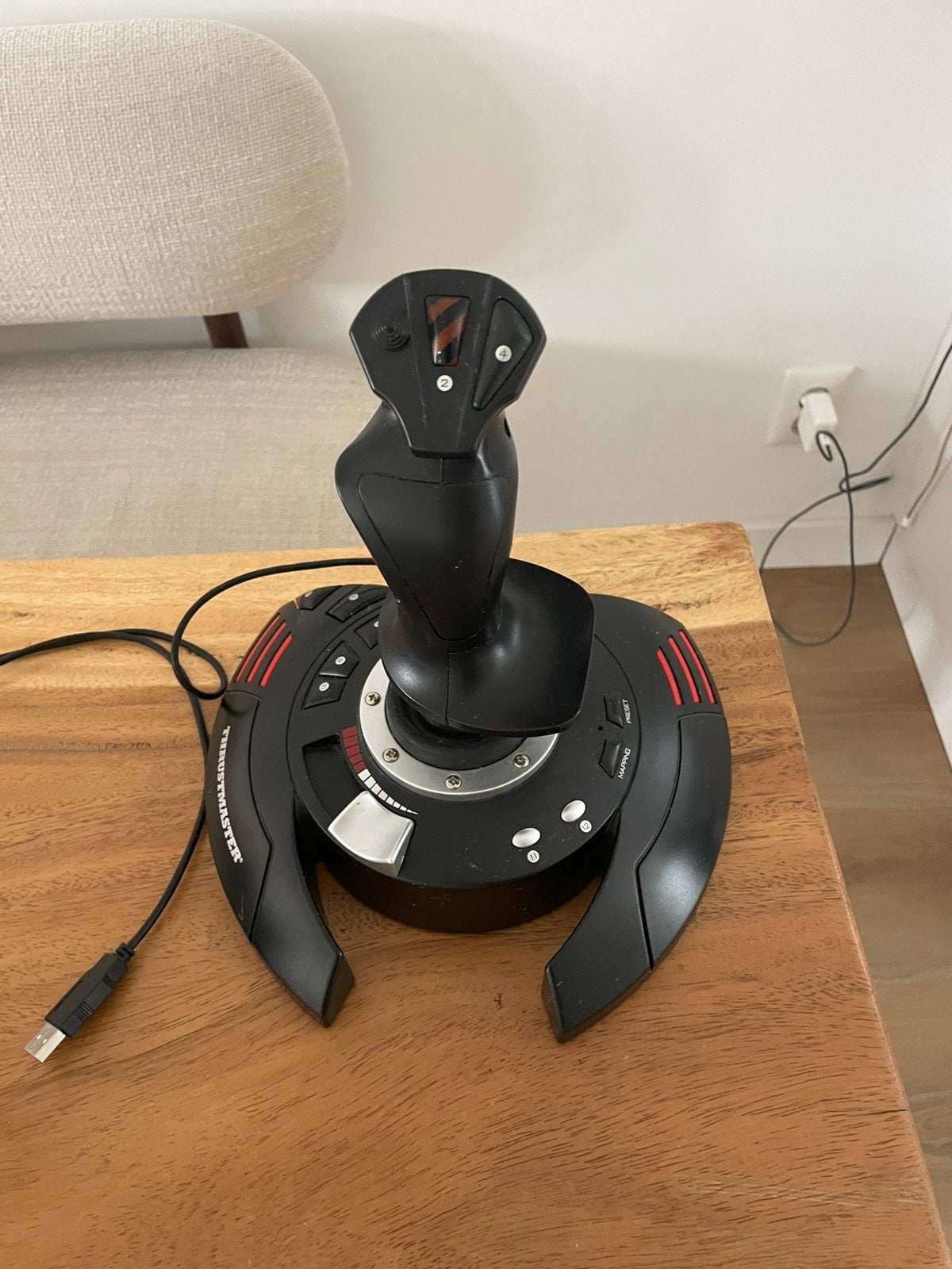 Joystick Theustmaster flight simulating, Ophalen of Verzenden, Zo goed als nieuw
