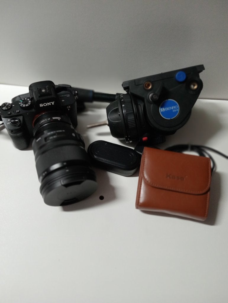 Sony A7S II + Sigma 24-105 f/4 Art + Metabones + Benro BV4, Gebruikt, Sony, Ophalen of Verzenden, 105 mm