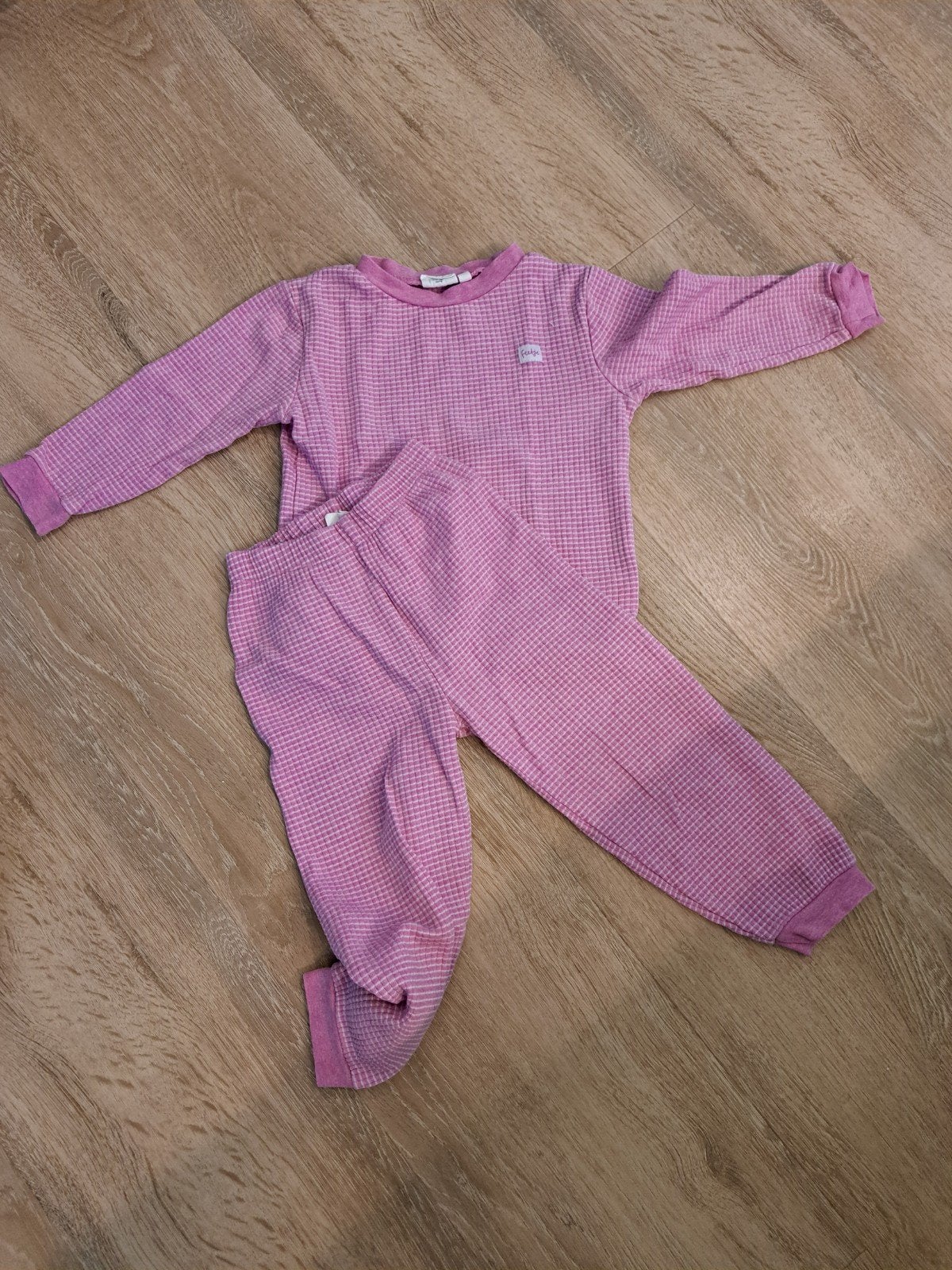 Feetje 2-delige set: pyjama (groen en roze) maat 98, Kinderen en Baby's, Ophalen of Verzenden, Gebruikt, Maat 98