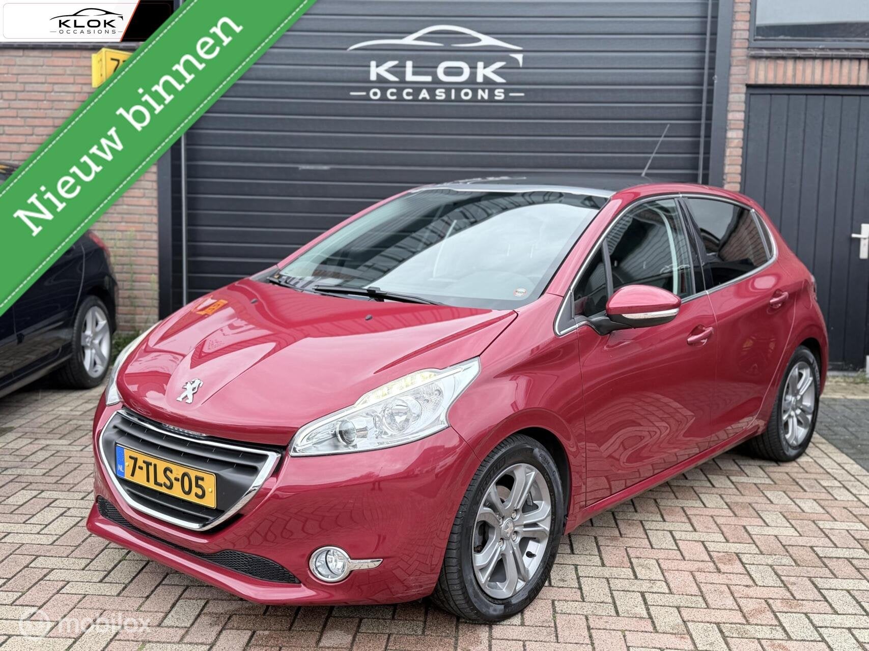 Peugeot 208 1.6 VTi Allure NAP Airco Cruise Pano Lage KM, Voorwielaandrijving, Euro 5, 49 €/maand, Origineel Nederlands