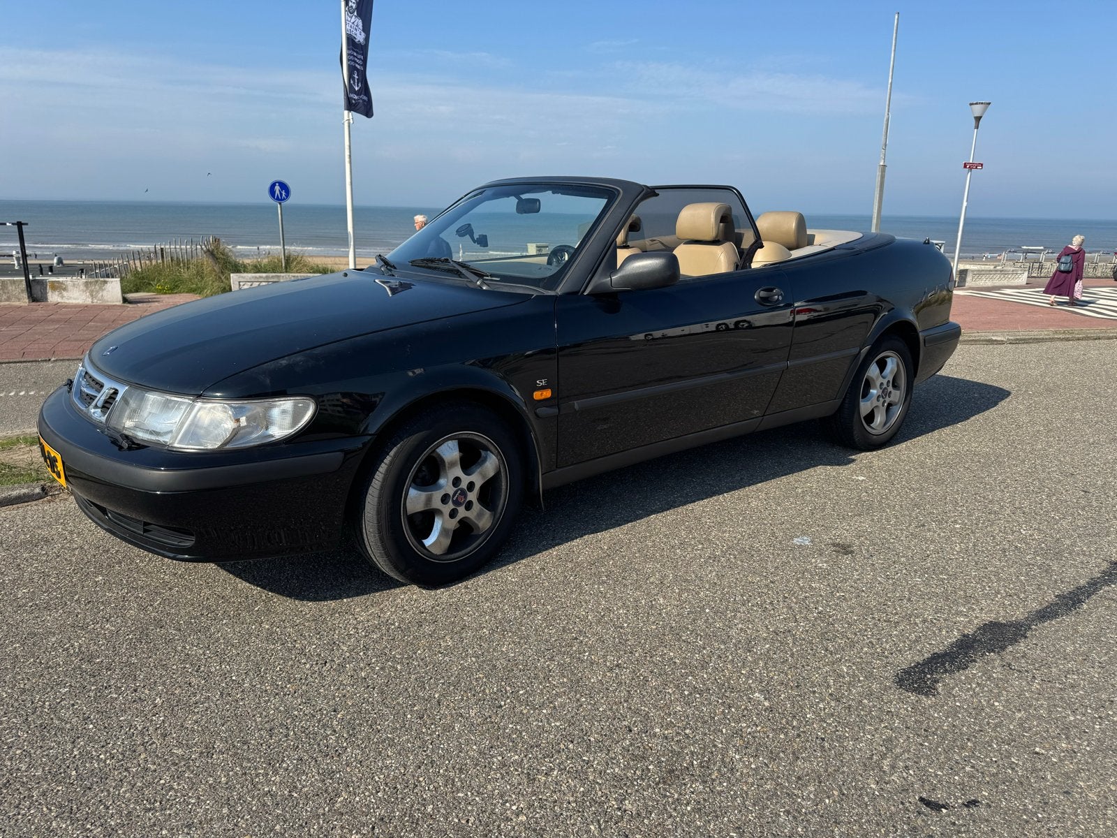 Saab 9-3 2.0 T Cabrio AUT 1999 Zwart, 4 cilinders, Cabriolet, 4 stoelen, Zwart