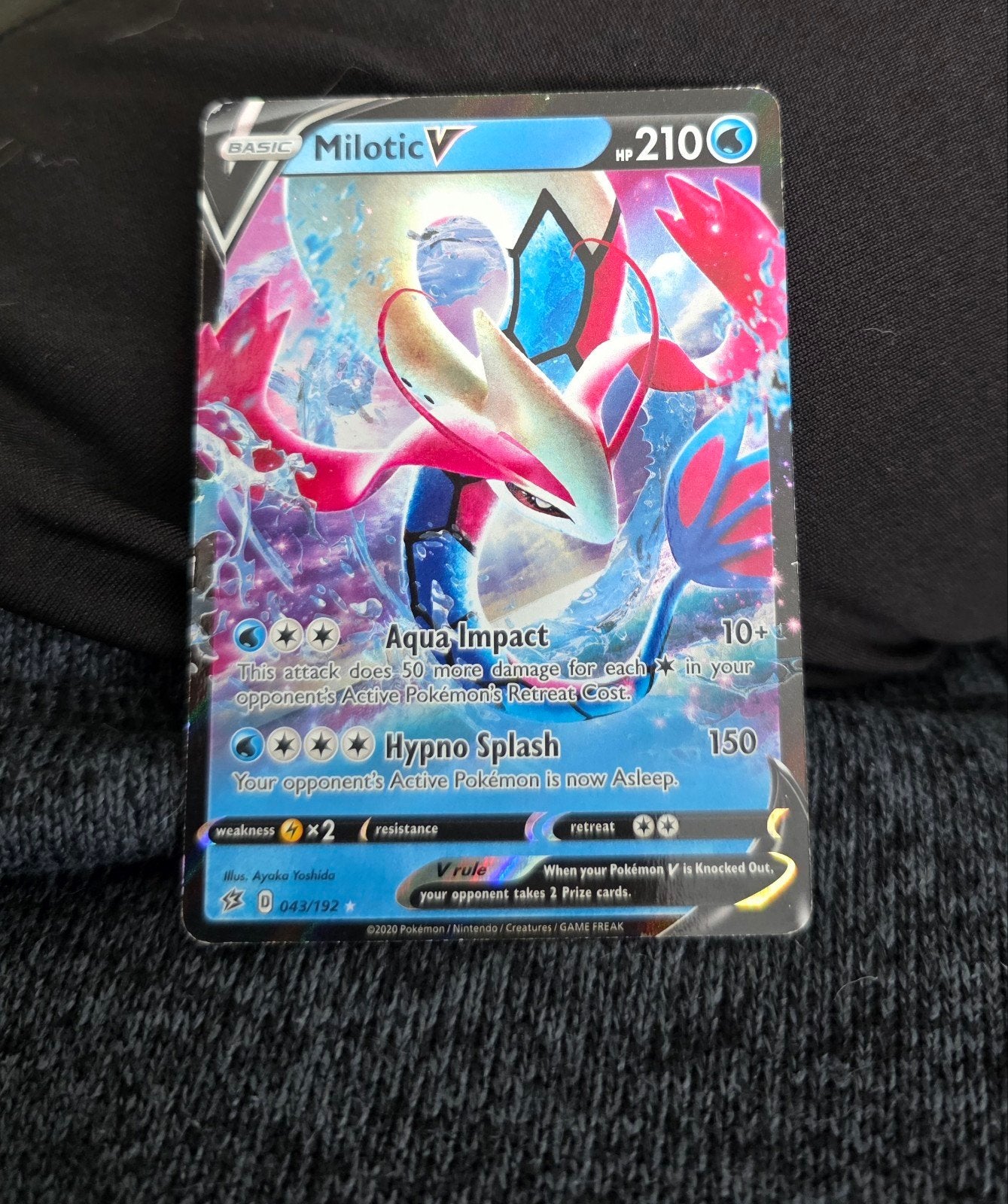 Milotic V Pokémon Kaart - Nette staat, Ophalen of Verzenden, Zo goed als nieuw, Losse kaart