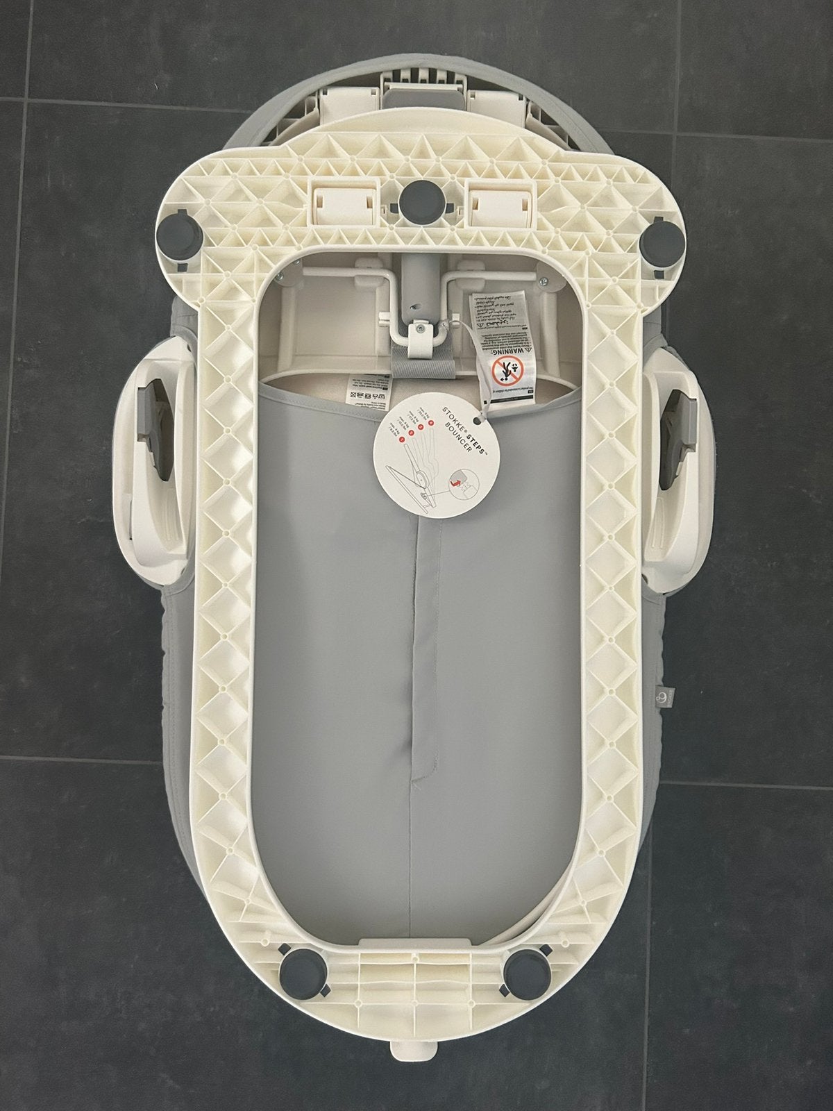 Stokke Steps Bouncer (wipstoel) Soft Sage White -nieuw, Ophalen of Verzenden, Nieuw, Meegroeistoel