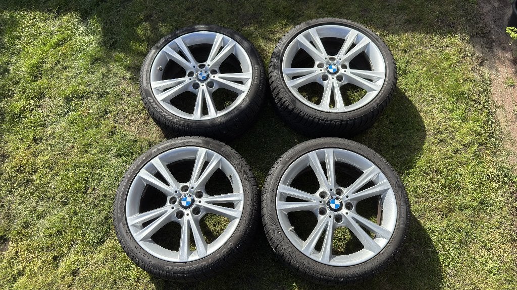 BMW originele velgen 18" Dubbelspaak 385 met winterbanden, Auto-onderdelen, Ophalen, 18 inch, Gebruikt, Velg(en)