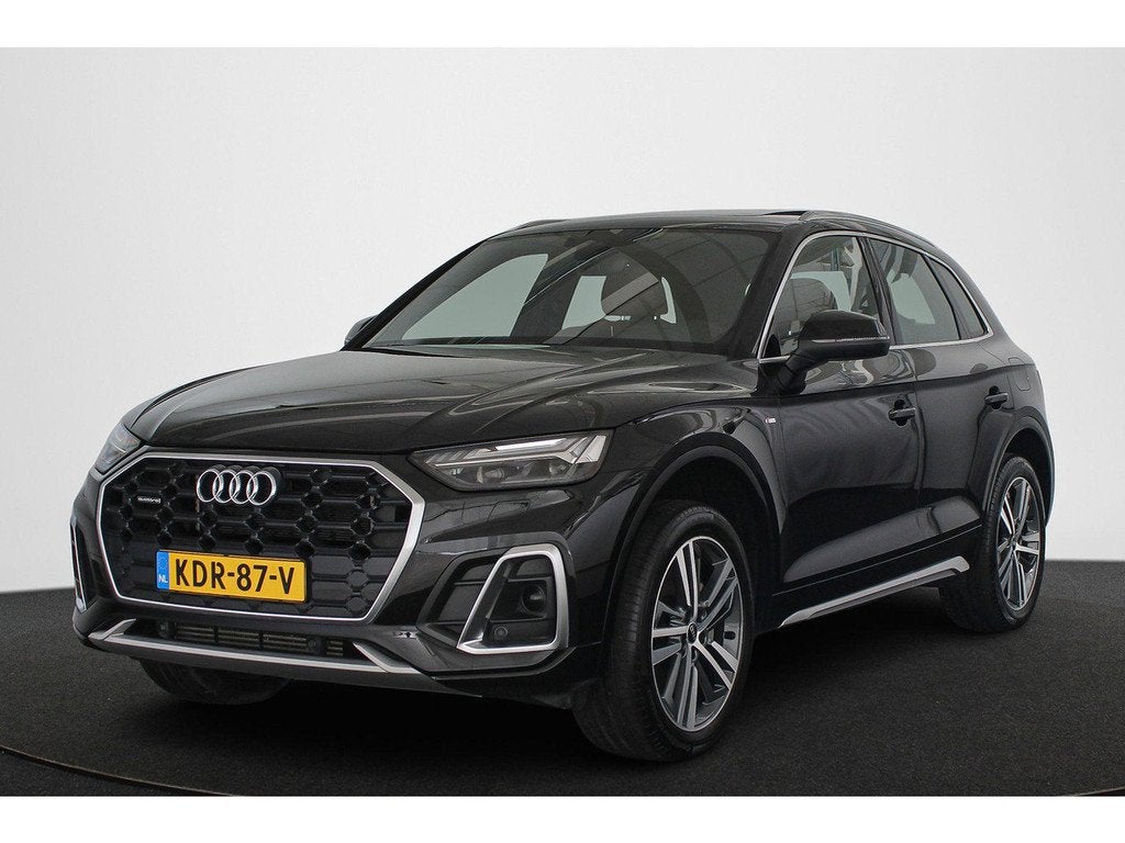 Audi Q5 55 TFSI e S edition Pano Trekhaak Bang&Olufsen Leder, Auto's, Audi, Automaat, Gebruikt, 4 cilinders, Bedrijf