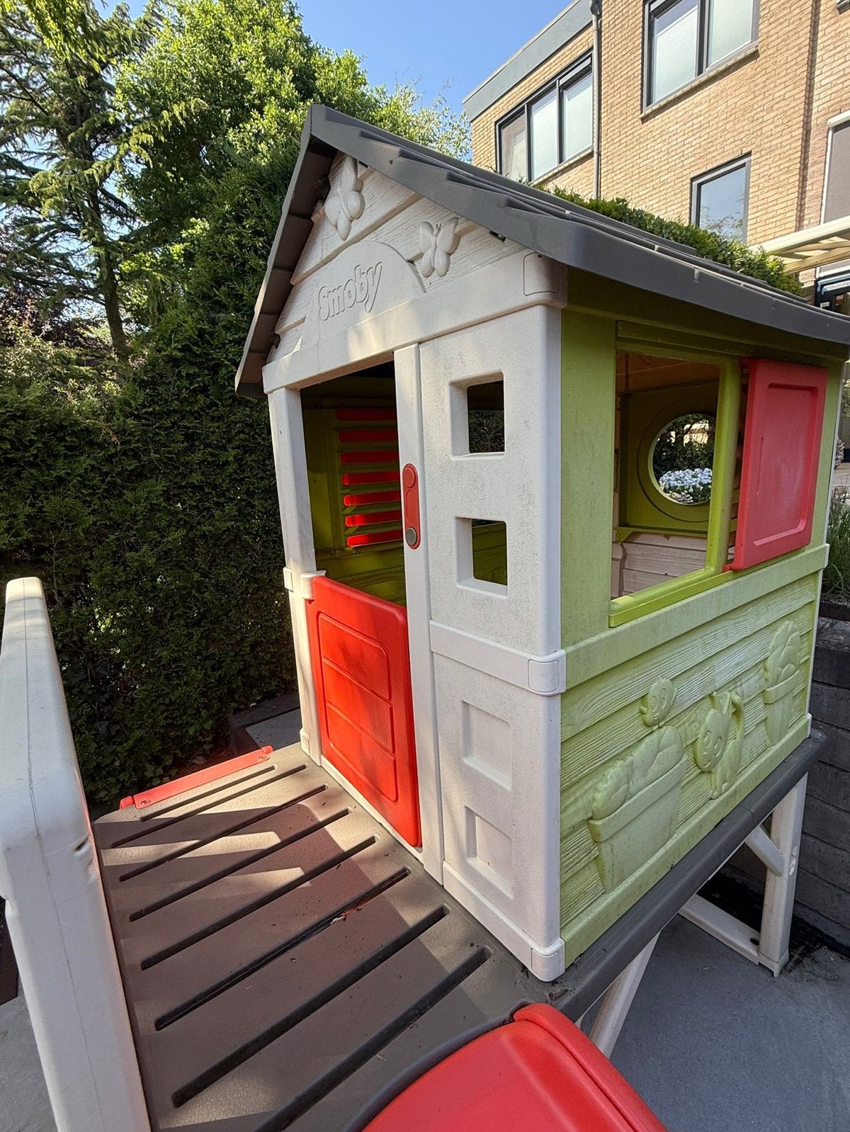 Smoby Speelhuisje met Glijbaan, Ophalen, Gebruikt, Kunststof