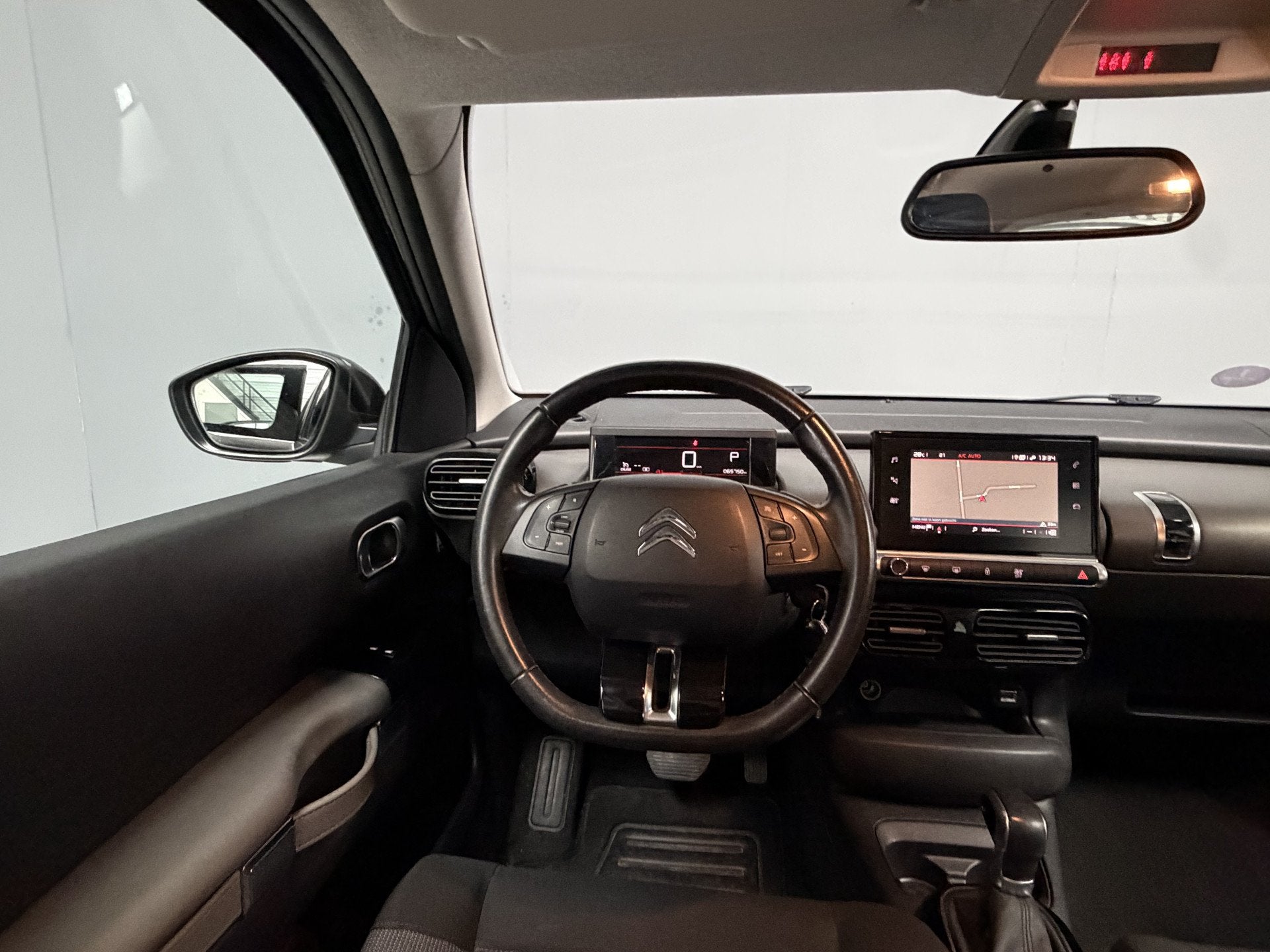 Citroën C4 Cactus 1.2 PureTech Feel GARANTIE|Carplay|Navi|C, Auto's, Stof, Gebruikt, Met garantie (alle), Bedrijf