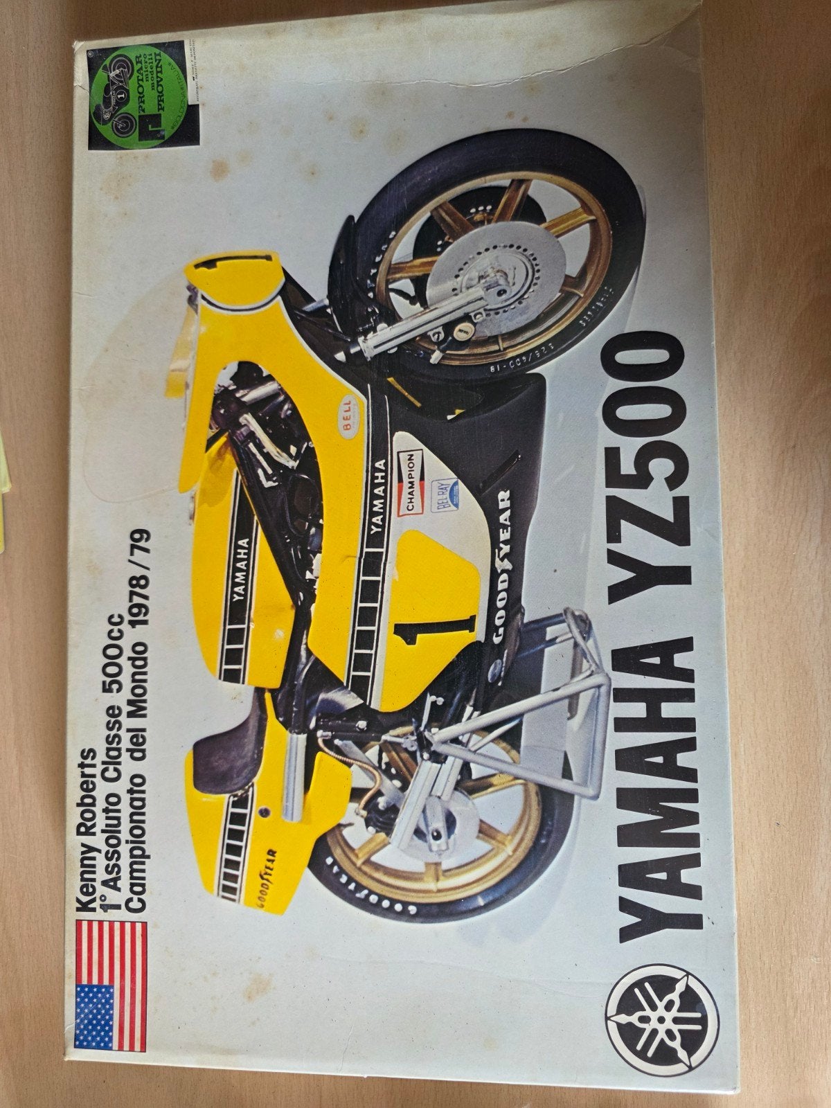 PROTAR YAMAHA YZ 500  KENNY ROBERTS Scale 1/9, Ophalen of Verzenden, Groter dan 1:32, Auto, Overige merken