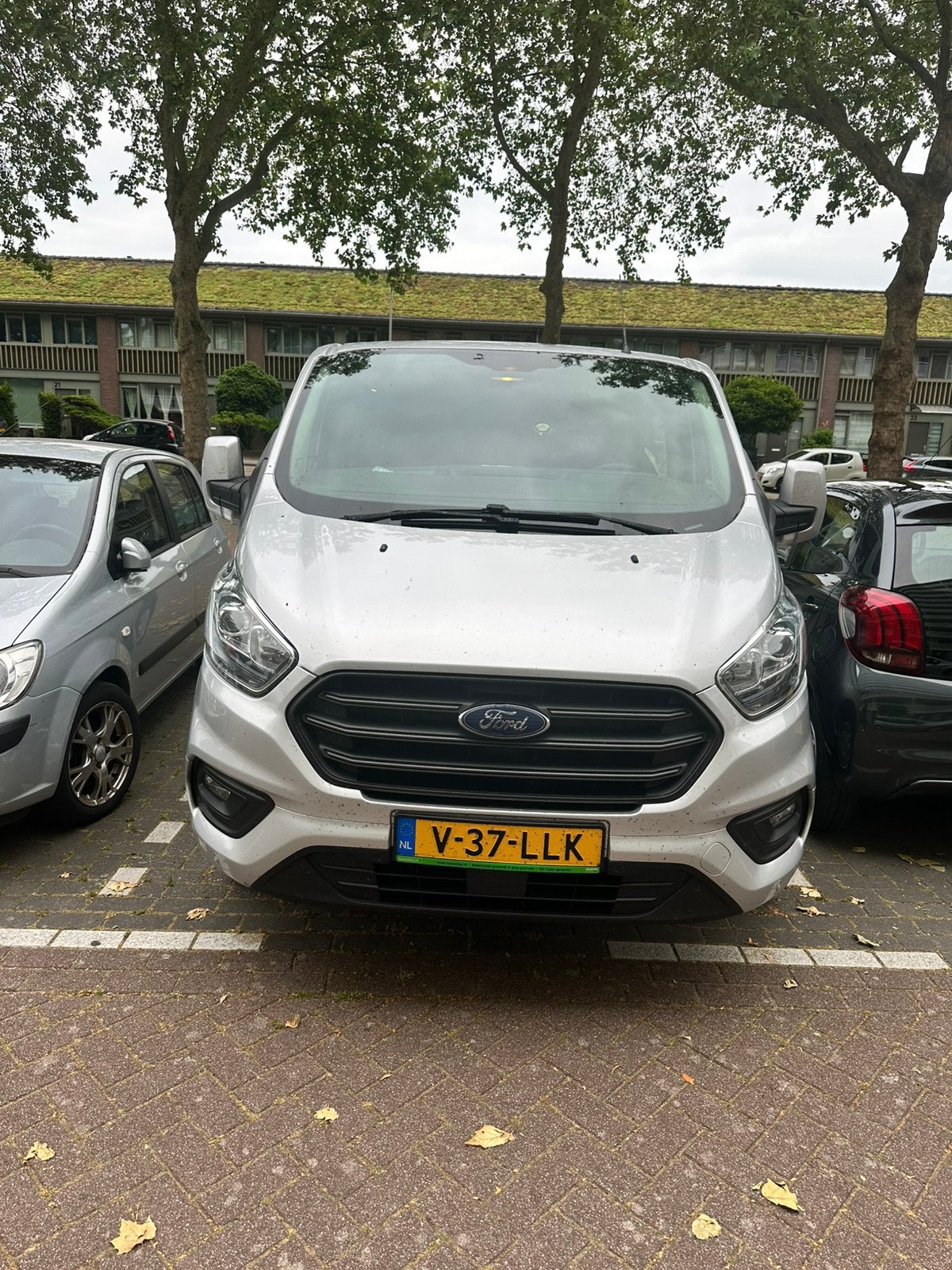 Ford transit custom Te koop: nette en goed onderhouden auto!, Euro 6, 4 cilinders, Parkeersensor, Grijs