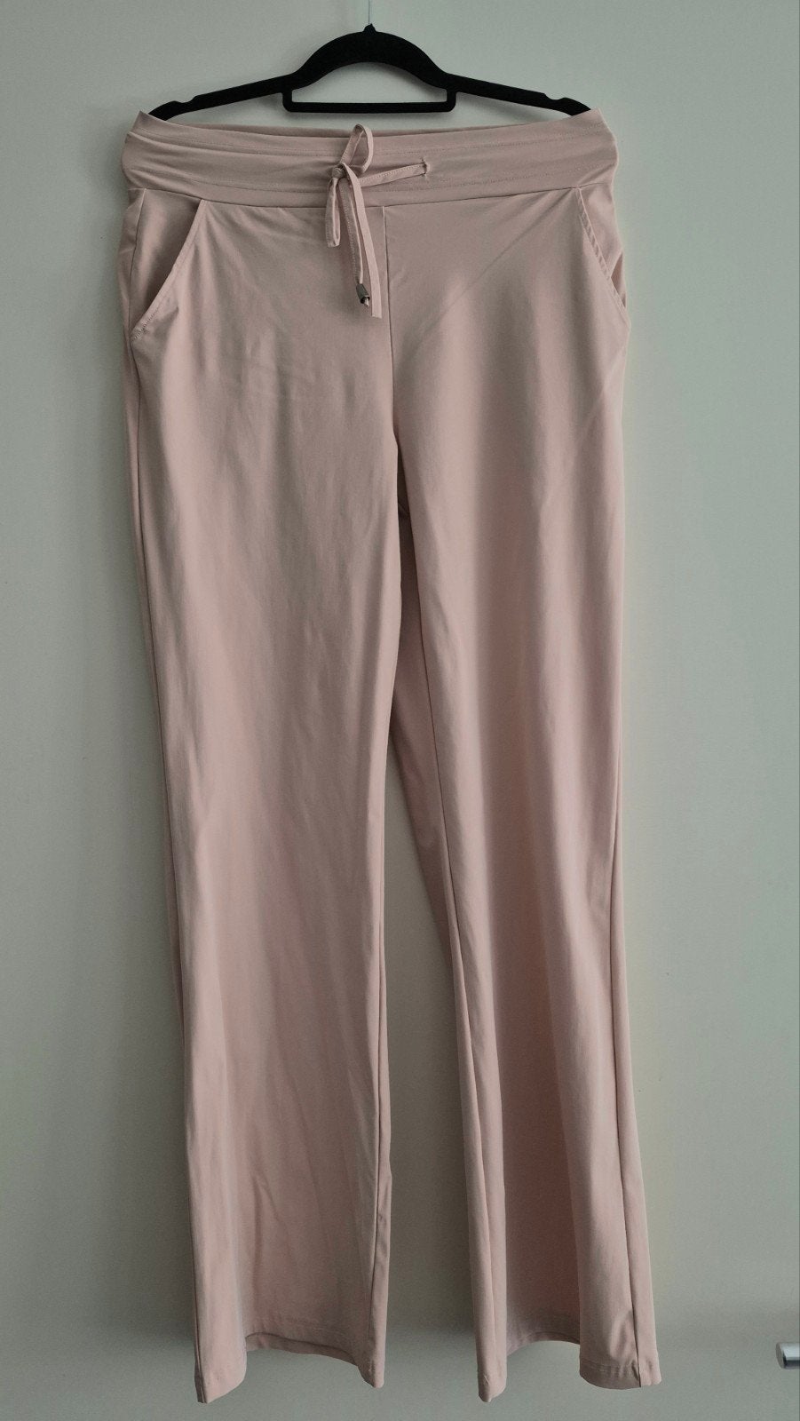 Nicolette Kluijver wide leg pantalon, Kleding | Dames, Verzenden, Maat 42/44 (L), Zo goed als nieuw, Roze