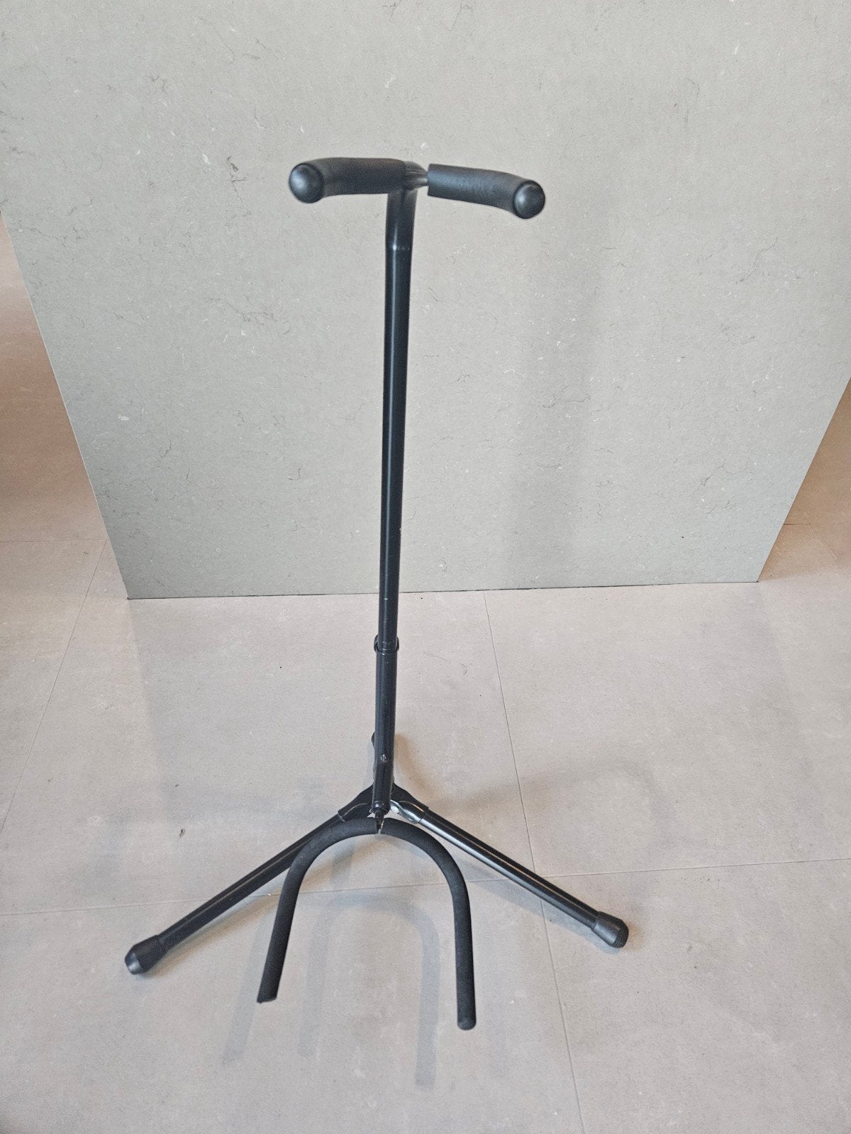Gitaar standaard - Stevige en verstelbare houder, Ophalen, Gebruikt, Instrumentstandaard, Gitaar
